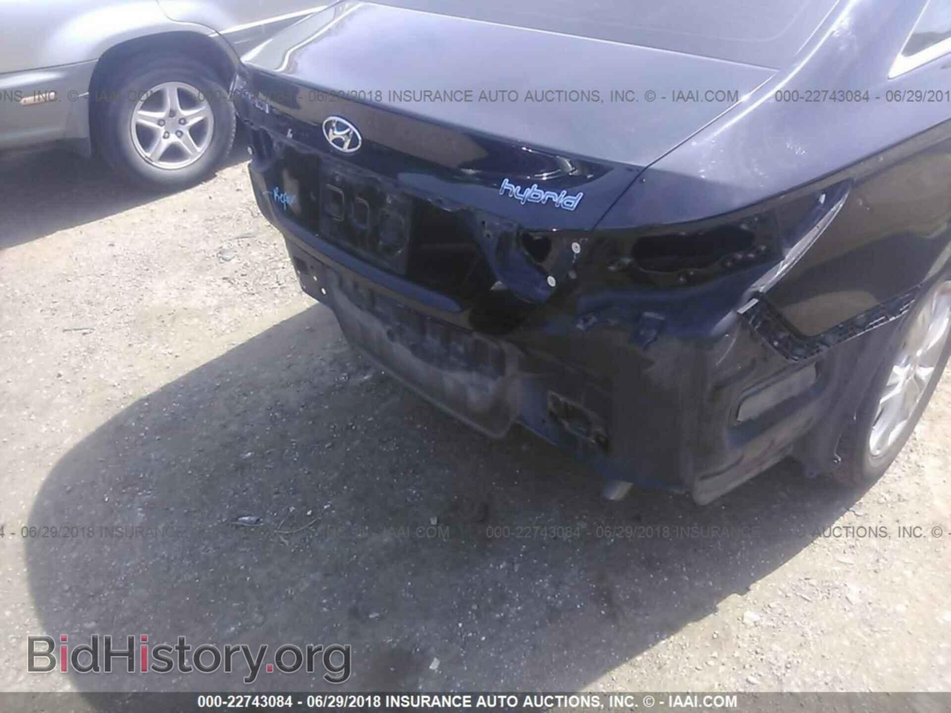 2012 Hyundai Sonata - VIN: KMHEC4A4XCA047651 - Photo 6