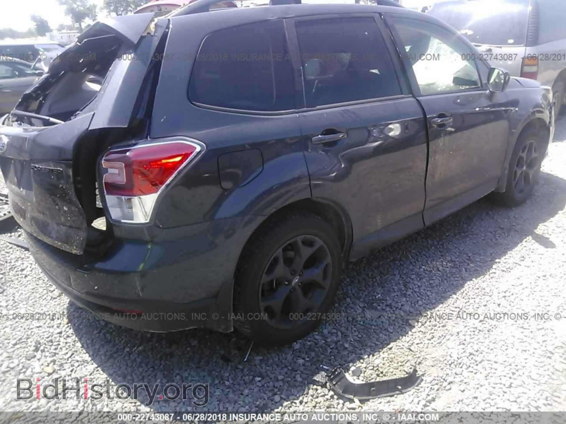 2018 Subaru Forester - VIN: JF2SJAEC7JH499320 - Photo 4