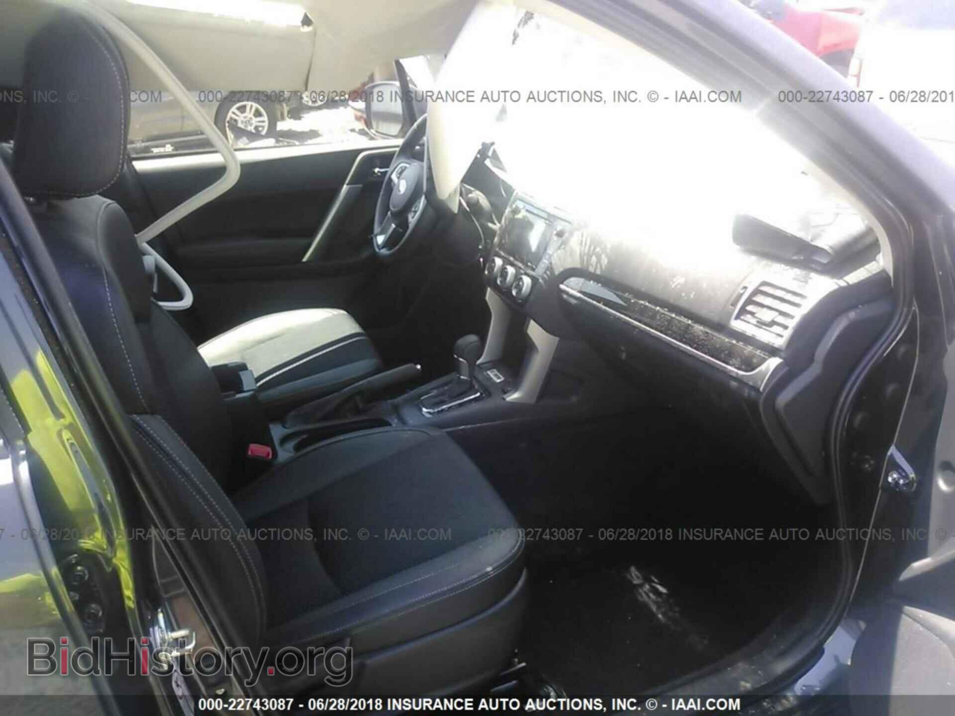 2018 Subaru Forester - VIN: JF2SJAEC7JH499320 - Photo 5