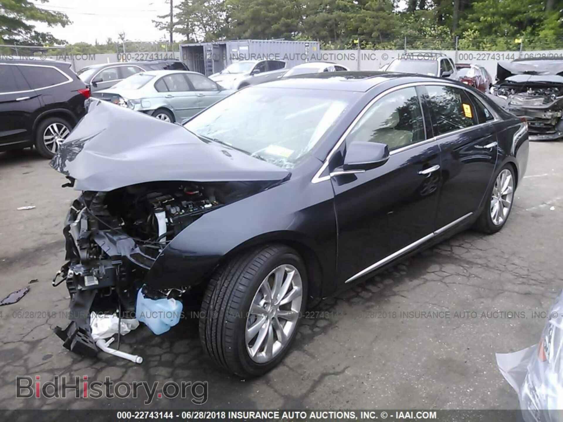 2013 Cadillac Xts - VIN: 2G61P5S36D9143019 - Фото 2