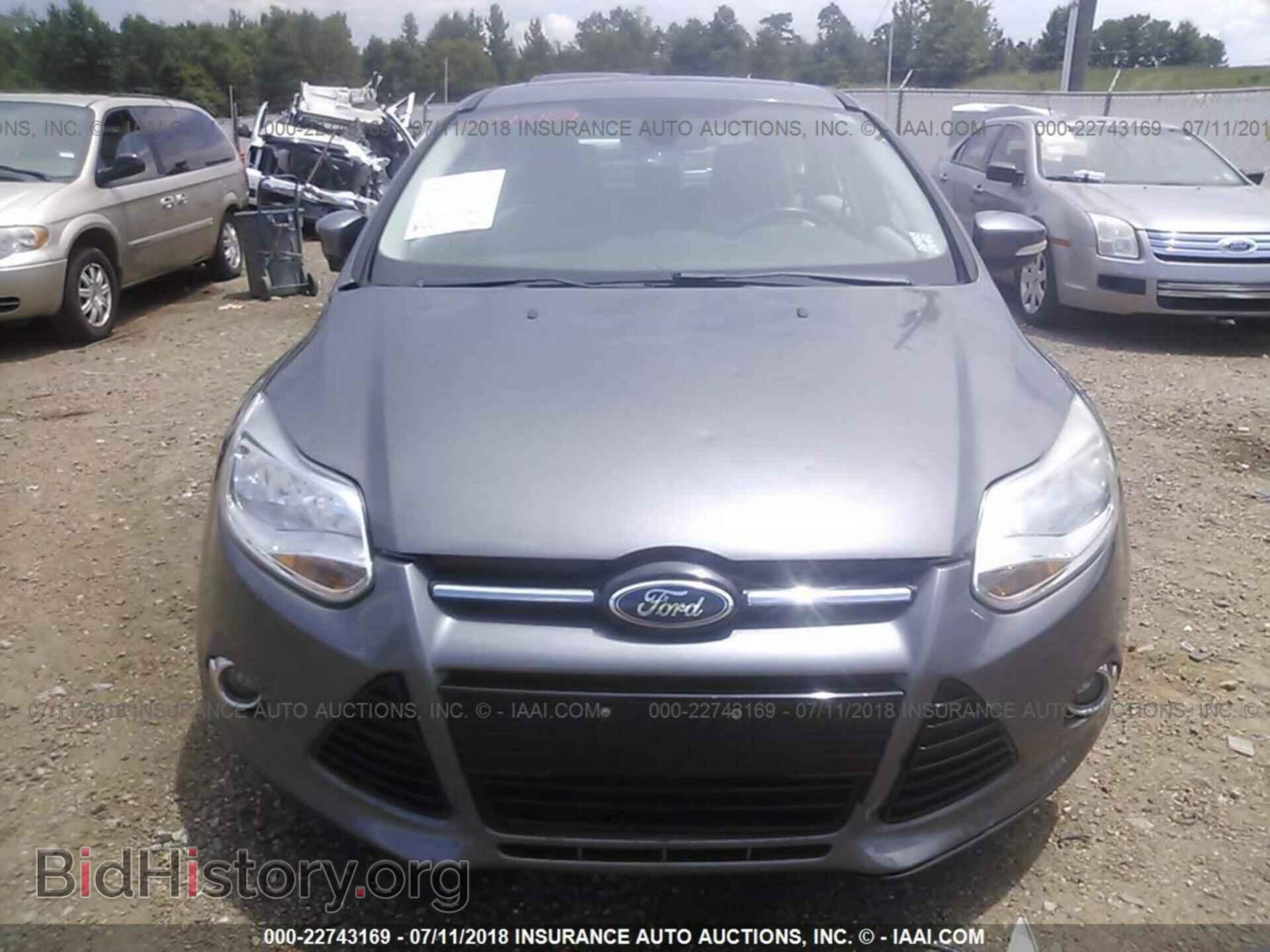 2012 Ford Focus - VIN: 1FAHP3M28CL393914 - Photo 6