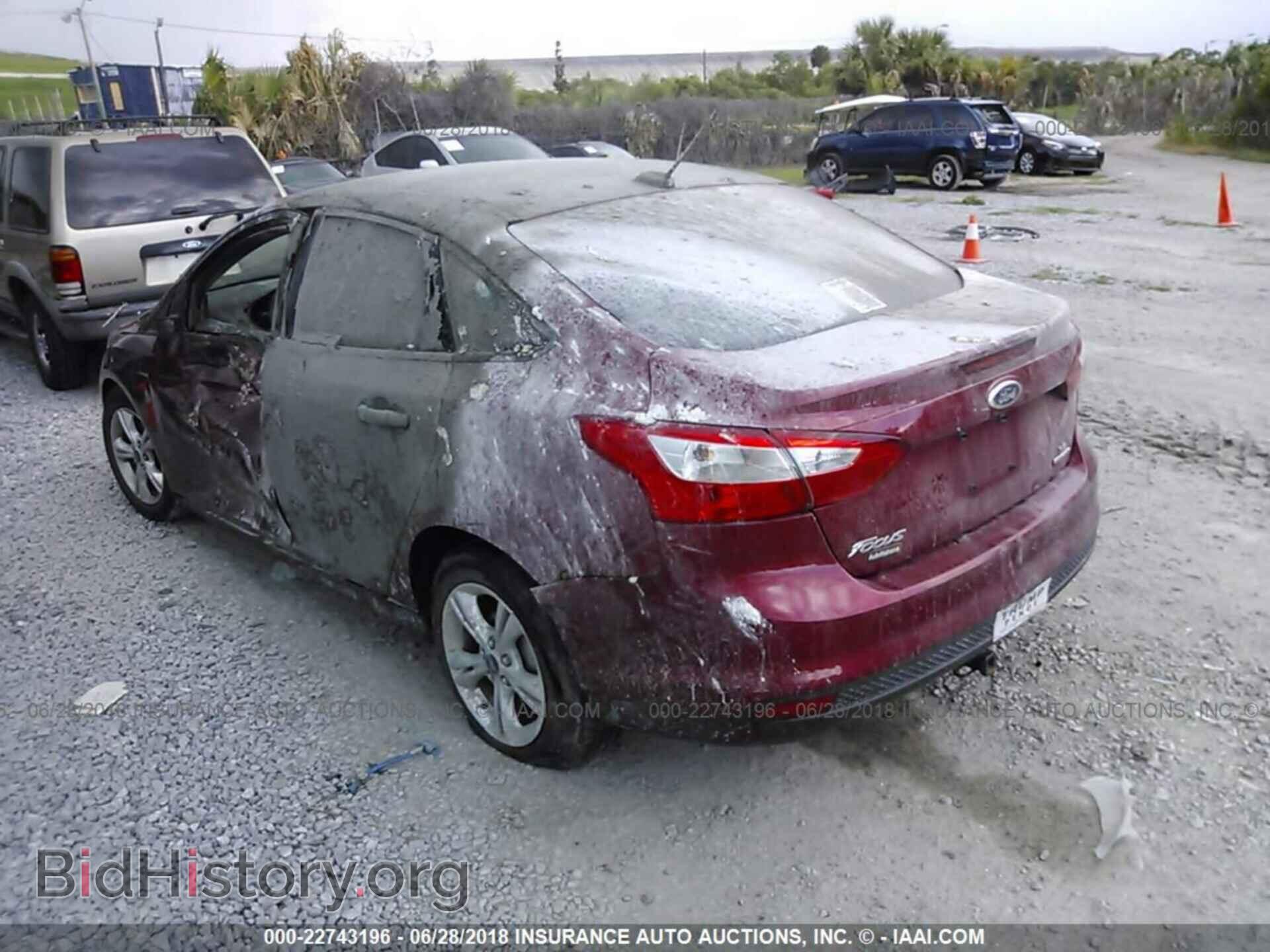 2014 Ford Focus - VIN: 1FADP3F29EL128496 - Photo 3