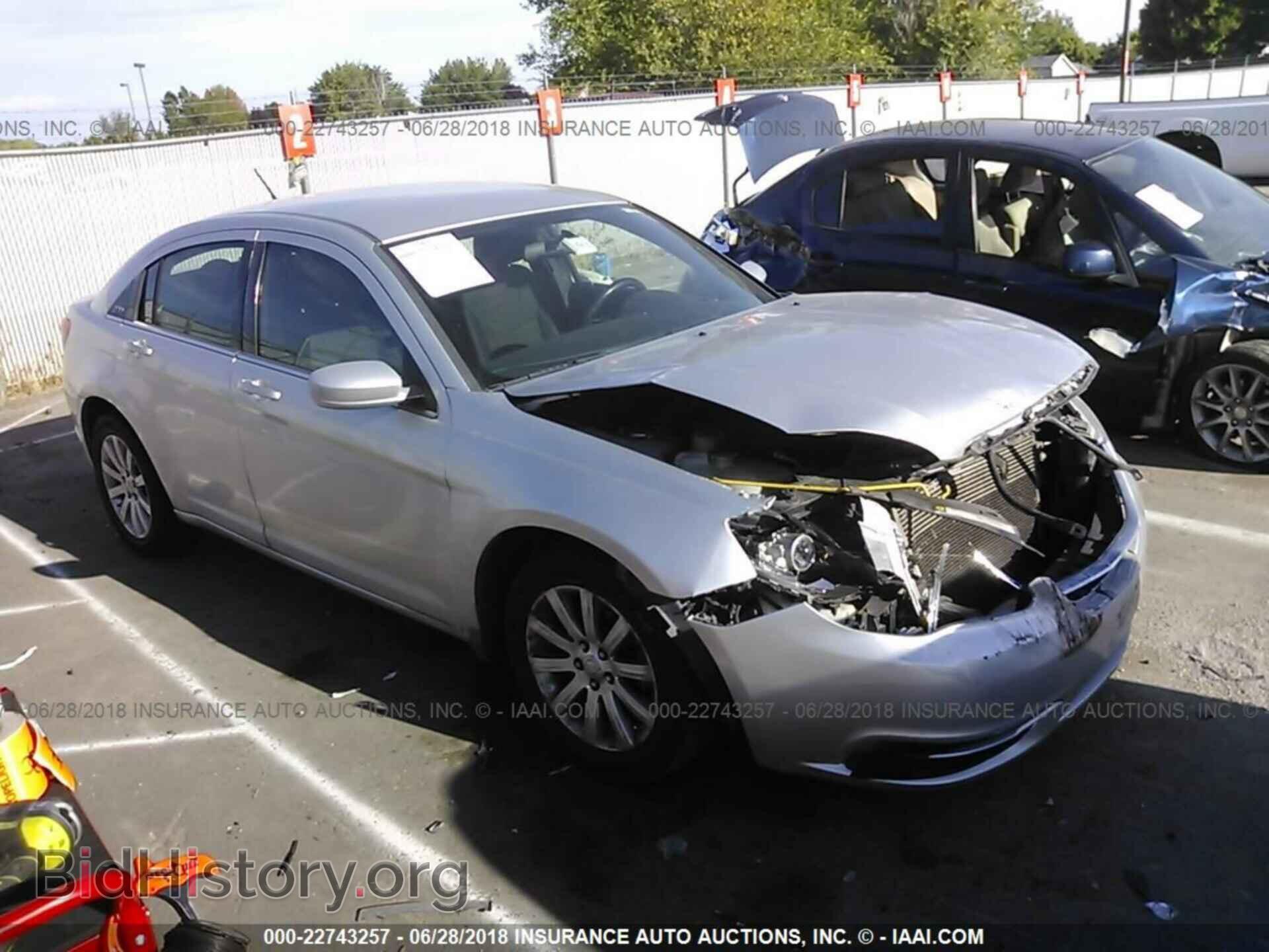 Фотография 1C3CCBBB7CN100557 - Chrysler 200 2012