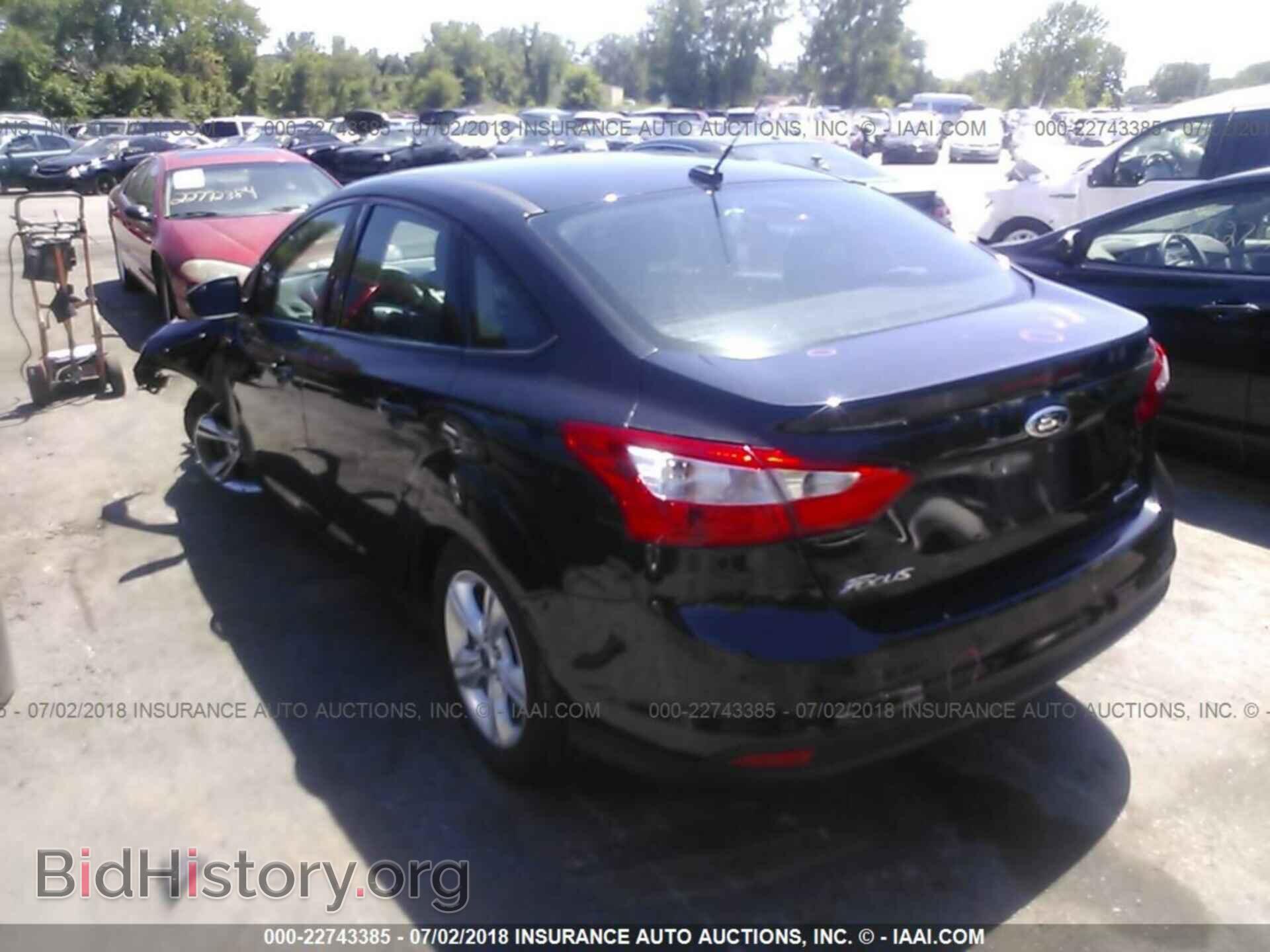 2014 Ford Focus - VIN: 1FADP3F27EL283161 - Фото 3