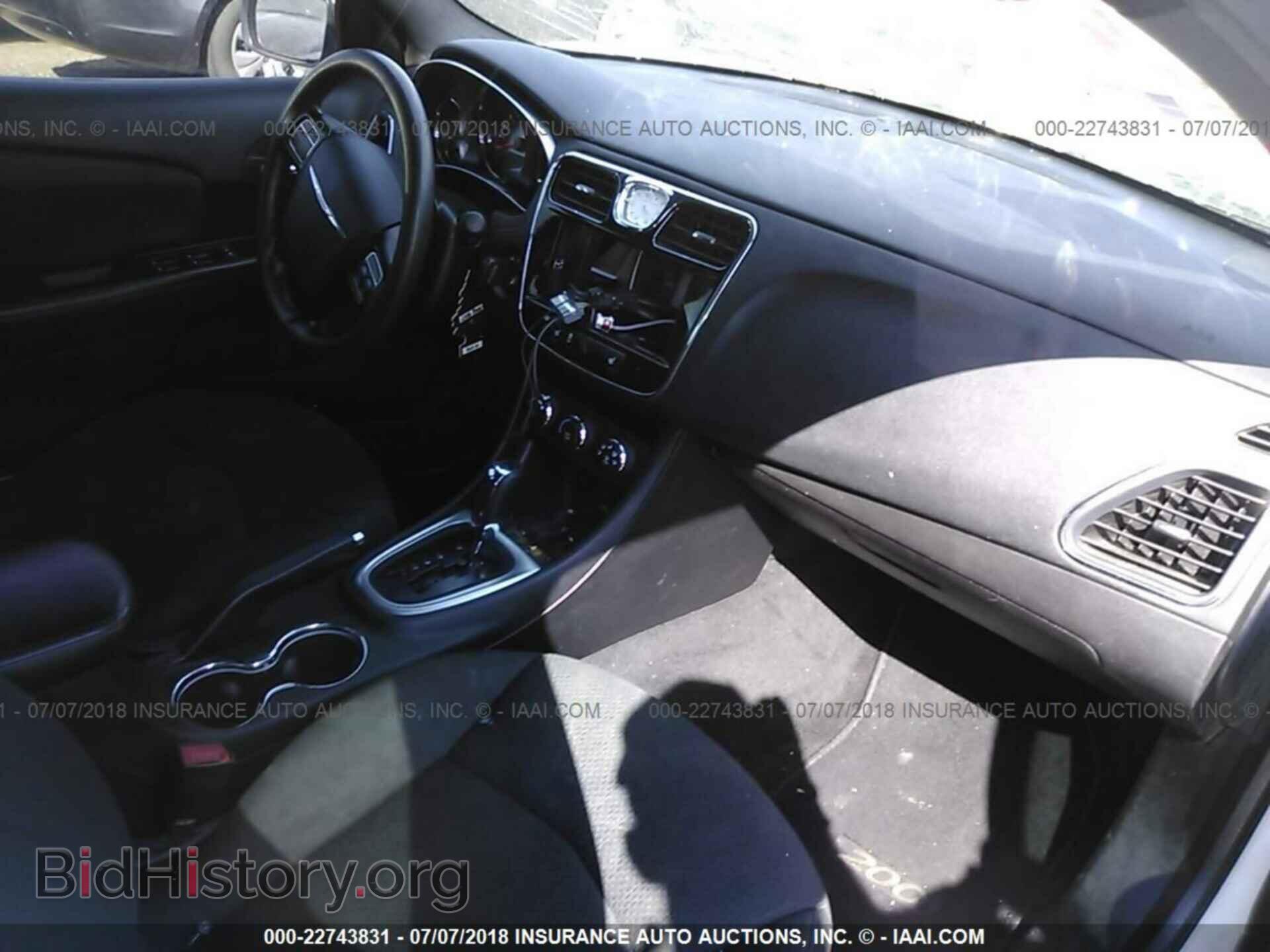 2011 Chrysler 200 - VIN: 1C3BC4FG0BN576063 - Фото 5