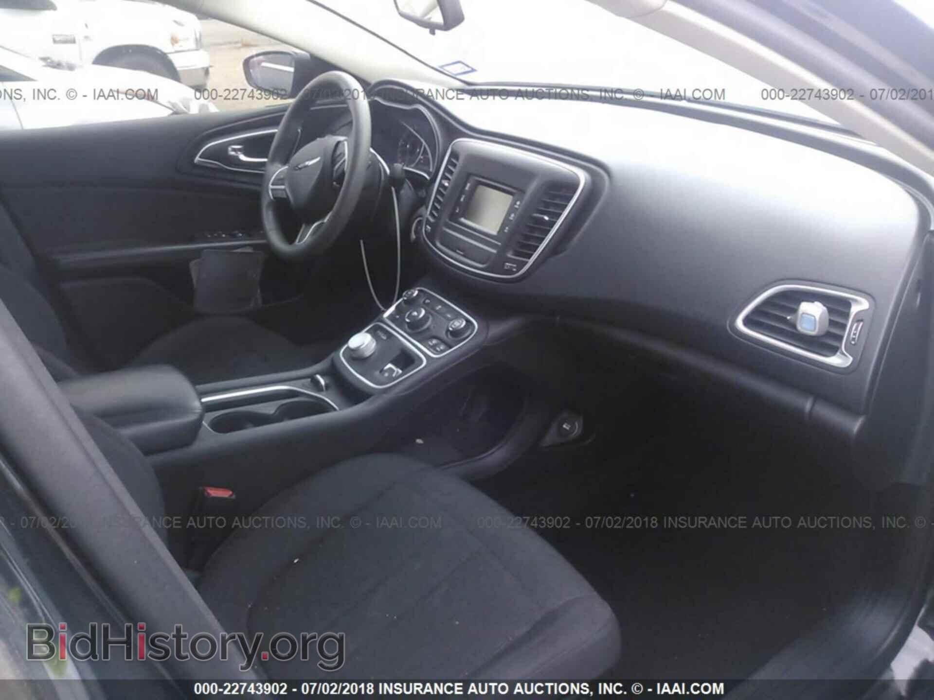 2015 Chrysler 200 - VIN: 1C3CCCAB1FN569980 - Фото 5