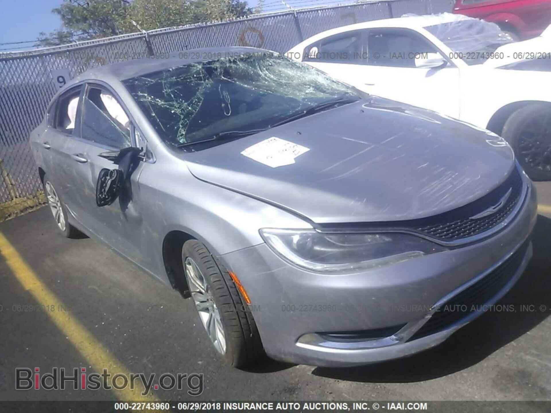 Photo 1C3CCCAB9FN668398 - Chrysler 200 2015