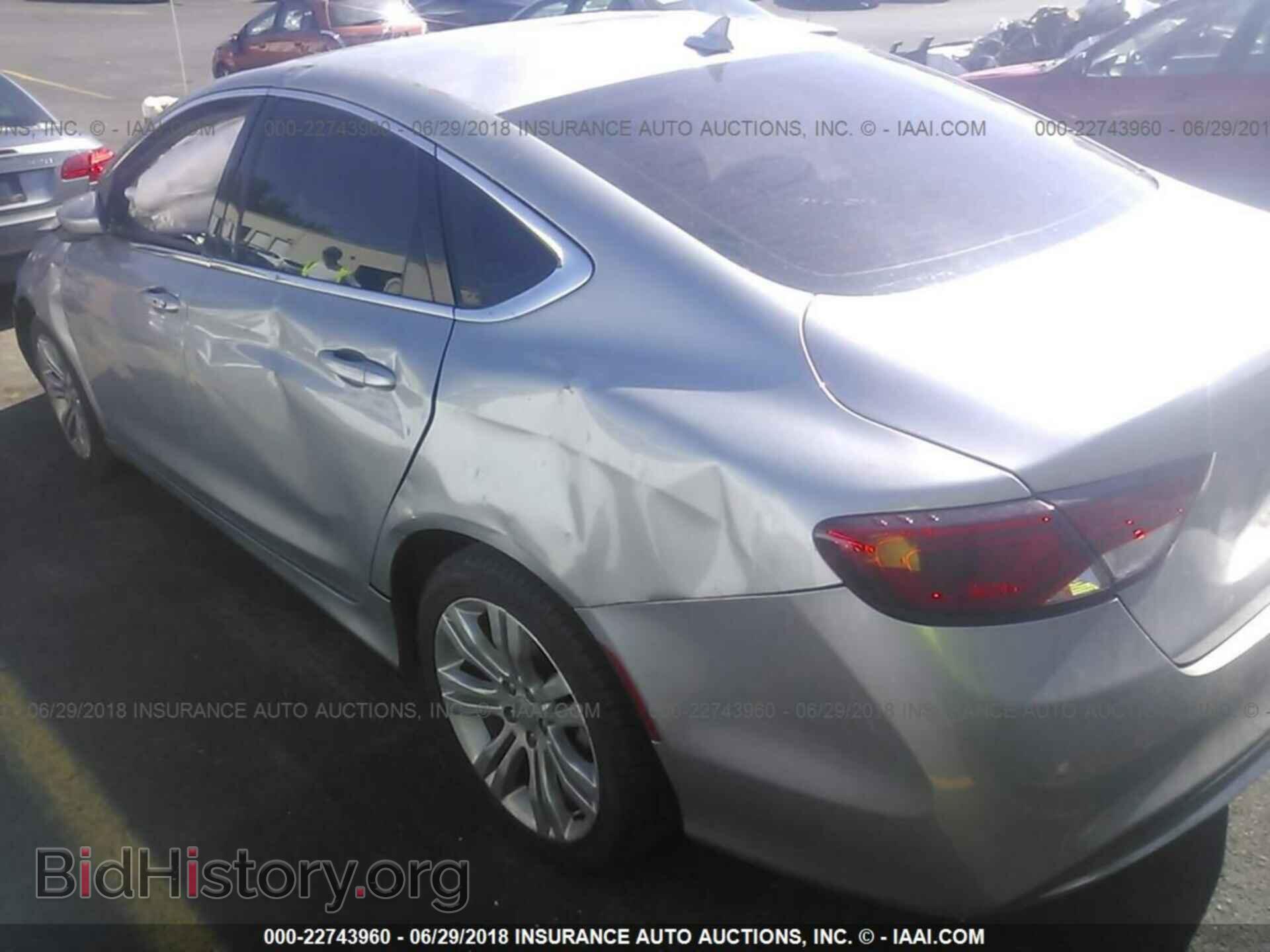 2015 Chrysler 200 - VIN: 1C3CCCAB9FN668398 - Photo 3