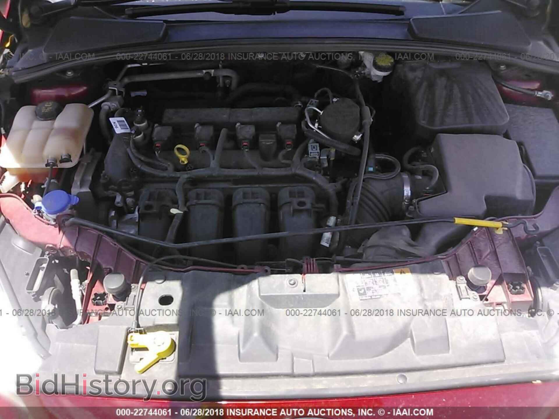 2015 Ford Focus - VIN: 1FADP3F27FL204248 - Photo 10