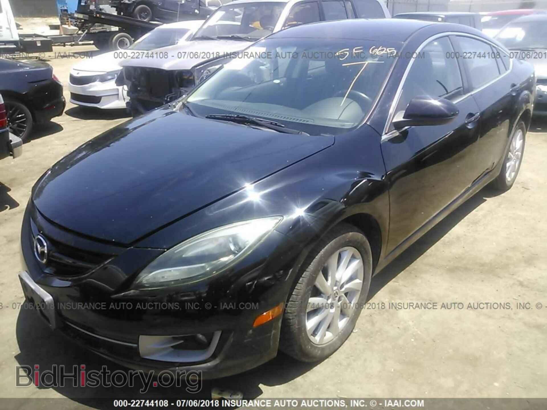 2011 Mazda 6 - VIN: 1YVHZ8CH1B5M07656 - Photo 2