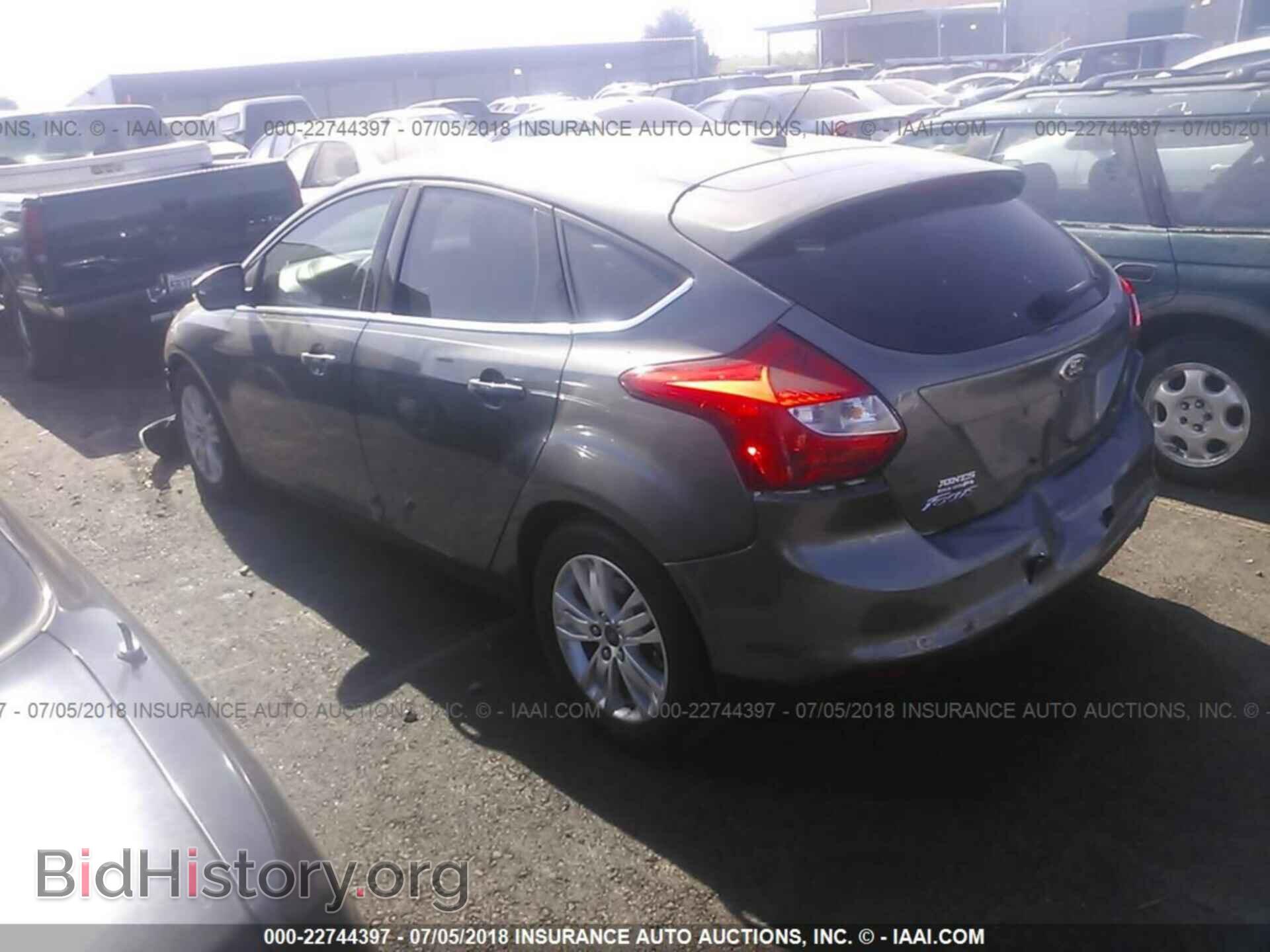 2012 Ford Focus - VIN: 1FAHP3M26CL362662 - Photo 3