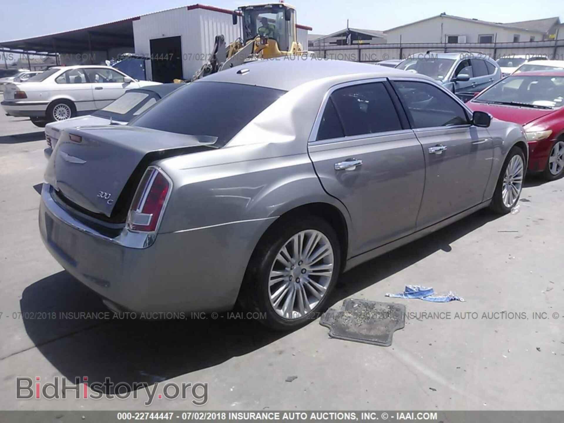 2014 Chrysler 300c - VIN: 2C3CCAEGXEH189960 - Фото 4