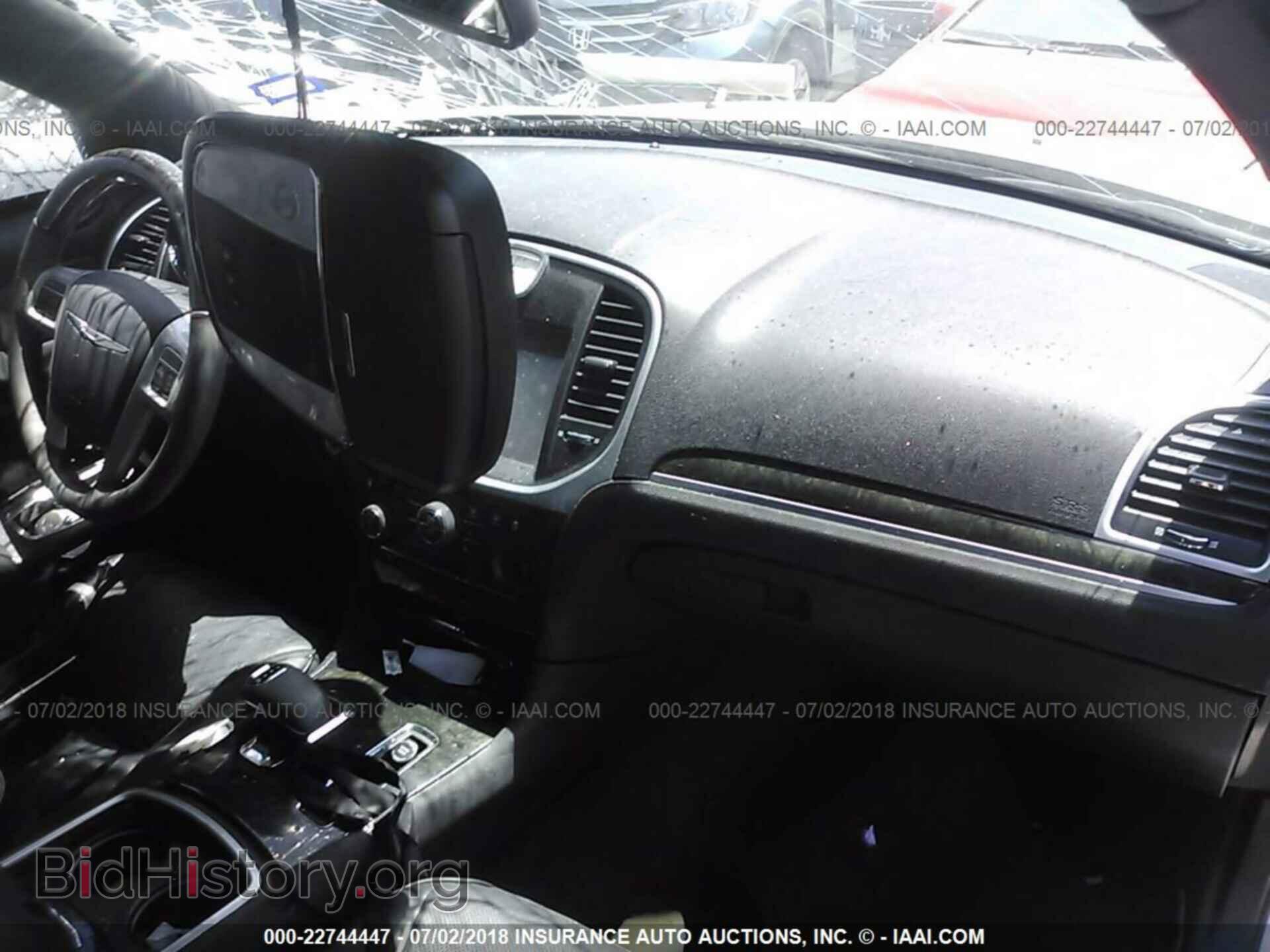2014 Chrysler 300c - VIN: 2C3CCAEGXEH189960 - Фото 5