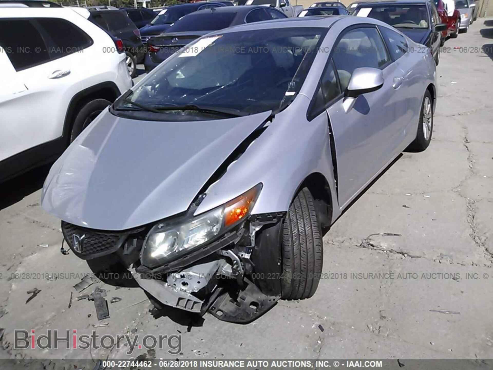 2012 Honda Civic - VIN: 2HGFG3B82CH503797 - Фото 2