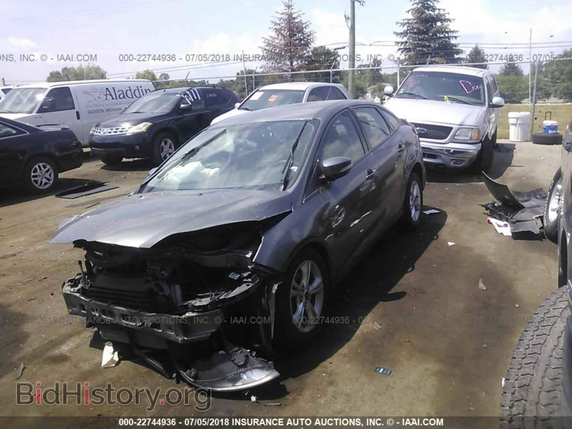 2013 Ford Focus - VIN: 1FADP3F26DL351206 - Photo 2