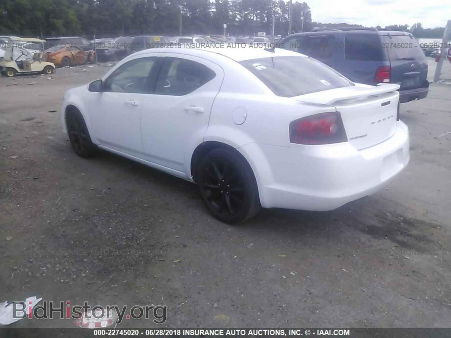 2014 Dodge Avenger - VIN: 1C3CDZCB1EN228073 - Photo 3