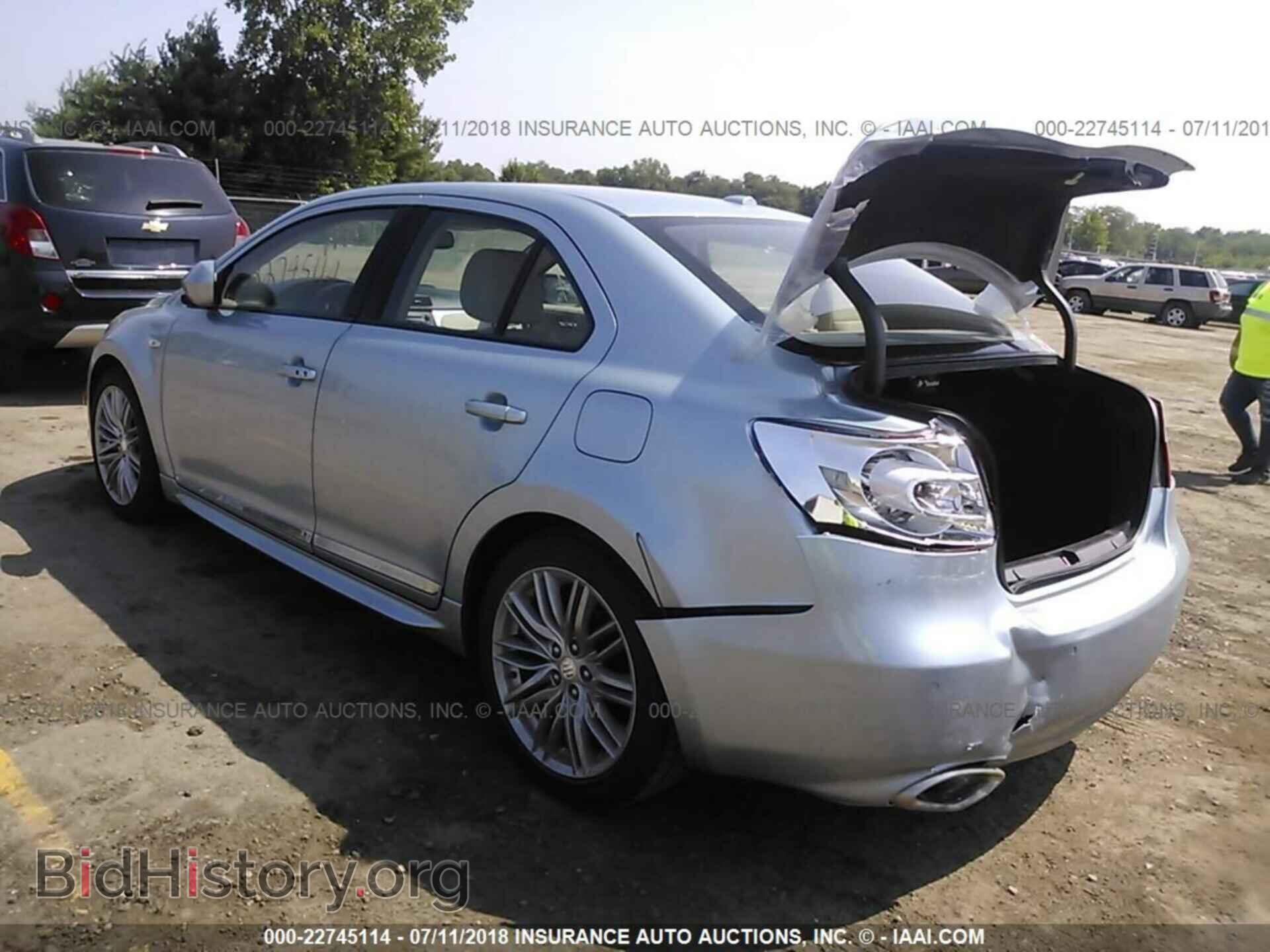 2012 Suzuki Kizashi - VIN: JS2RF9A82C6100977 - Фото 3
