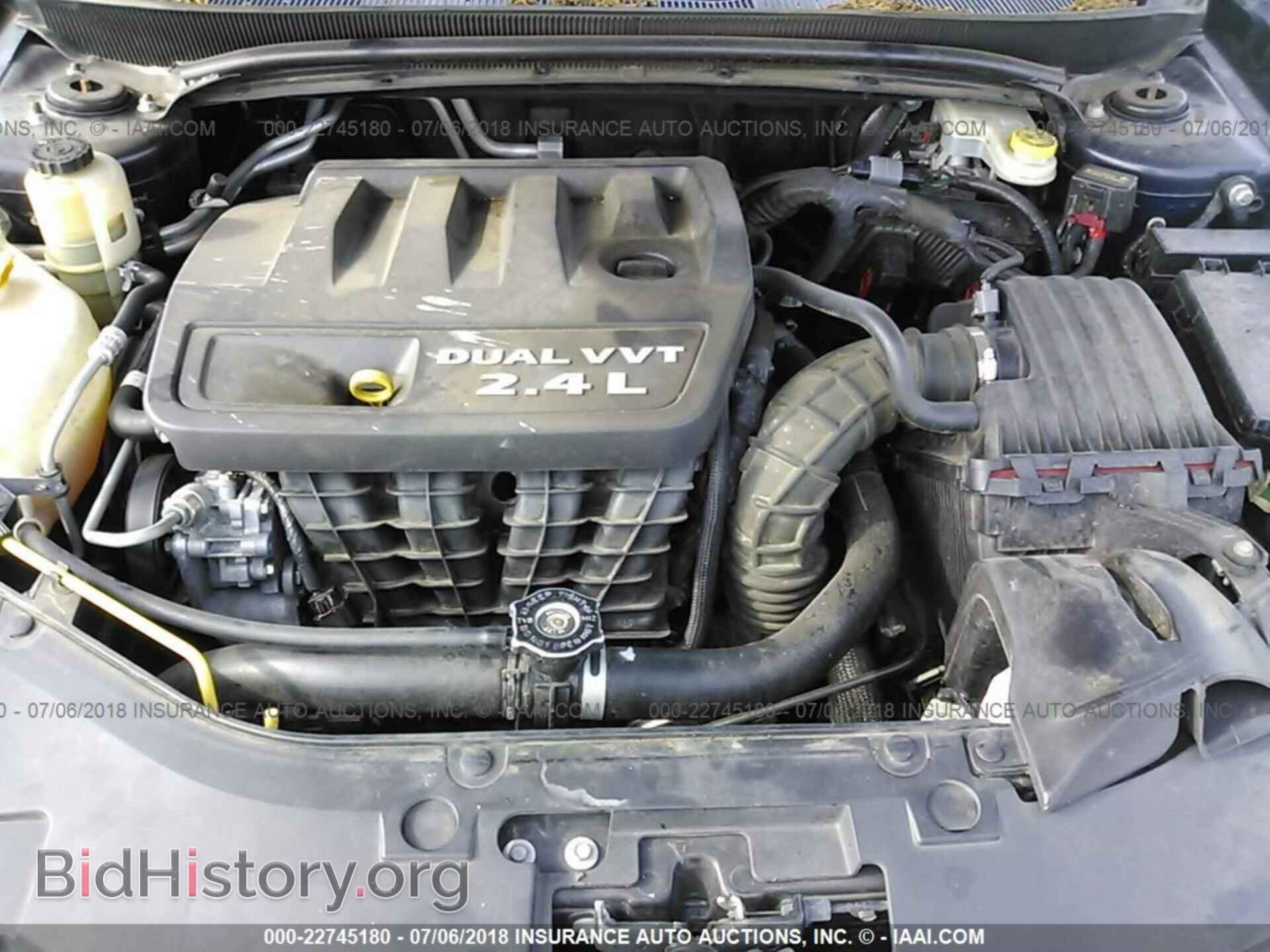 2013 Chrysler 200 - VIN: 1C3CCBBBXDN736794 - Фото 10