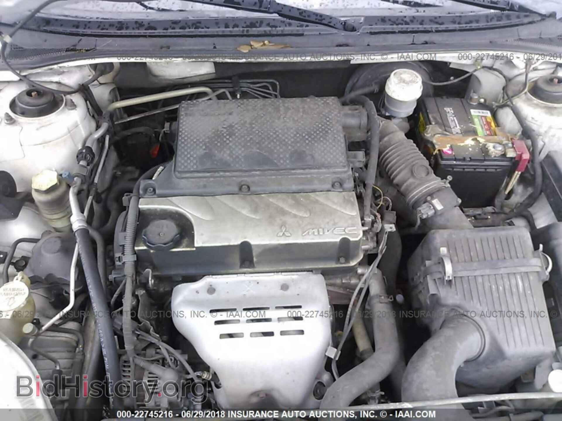 2011 Mitsubishi Galant - VIN: 4A32B2FF0BE008564 - Photo 10