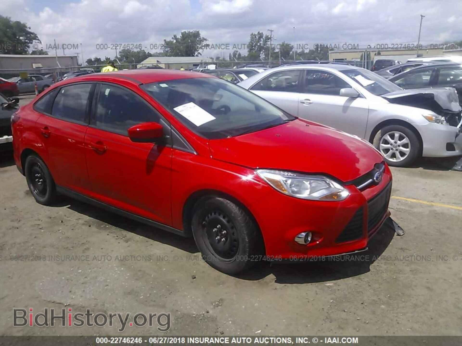Photo 1FAHP3F2XCL328768 - Ford Focus 2012