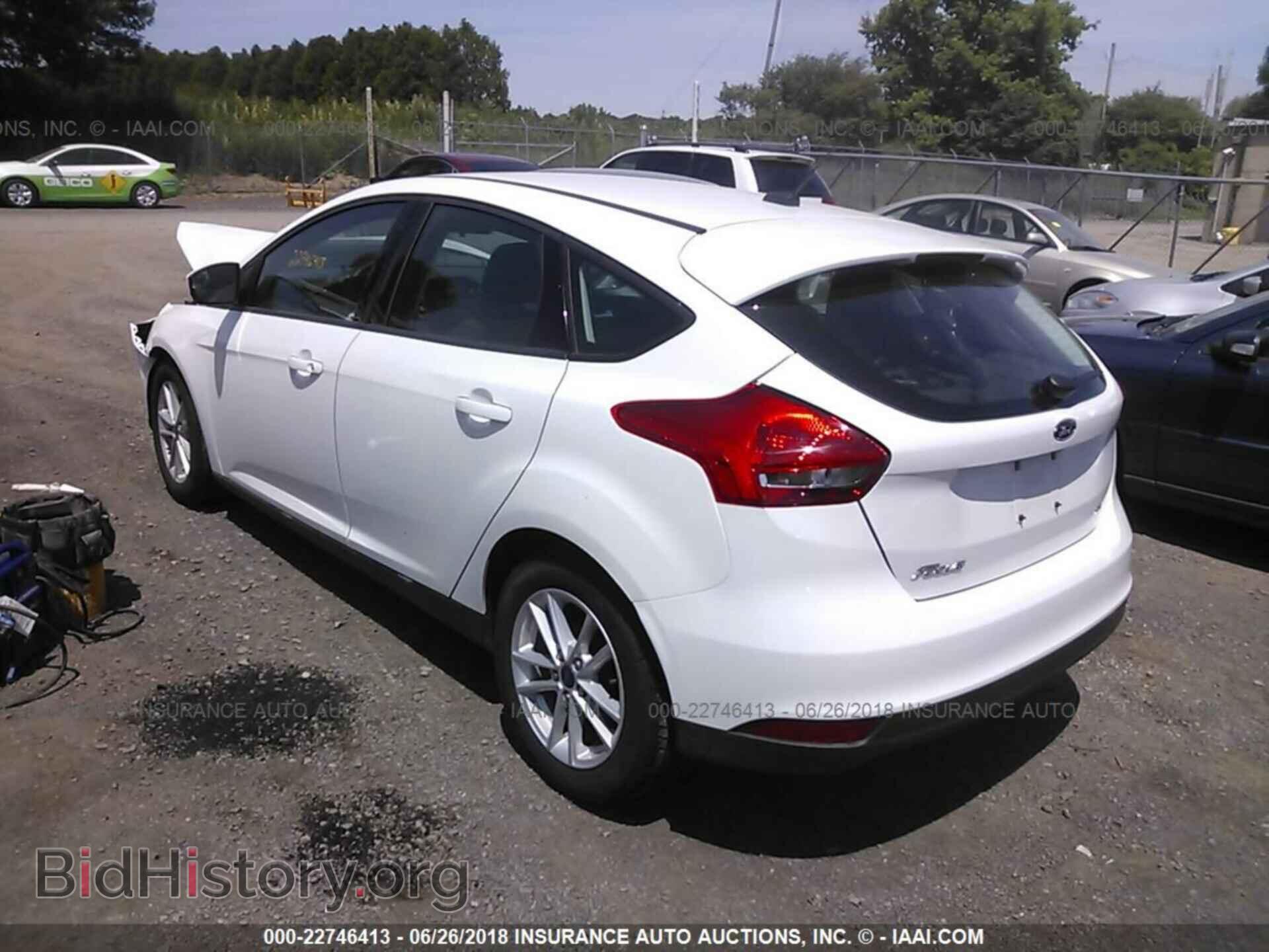 2018 Ford Focus - VIN: 1FADP3K2XJL316007 - Фото 3