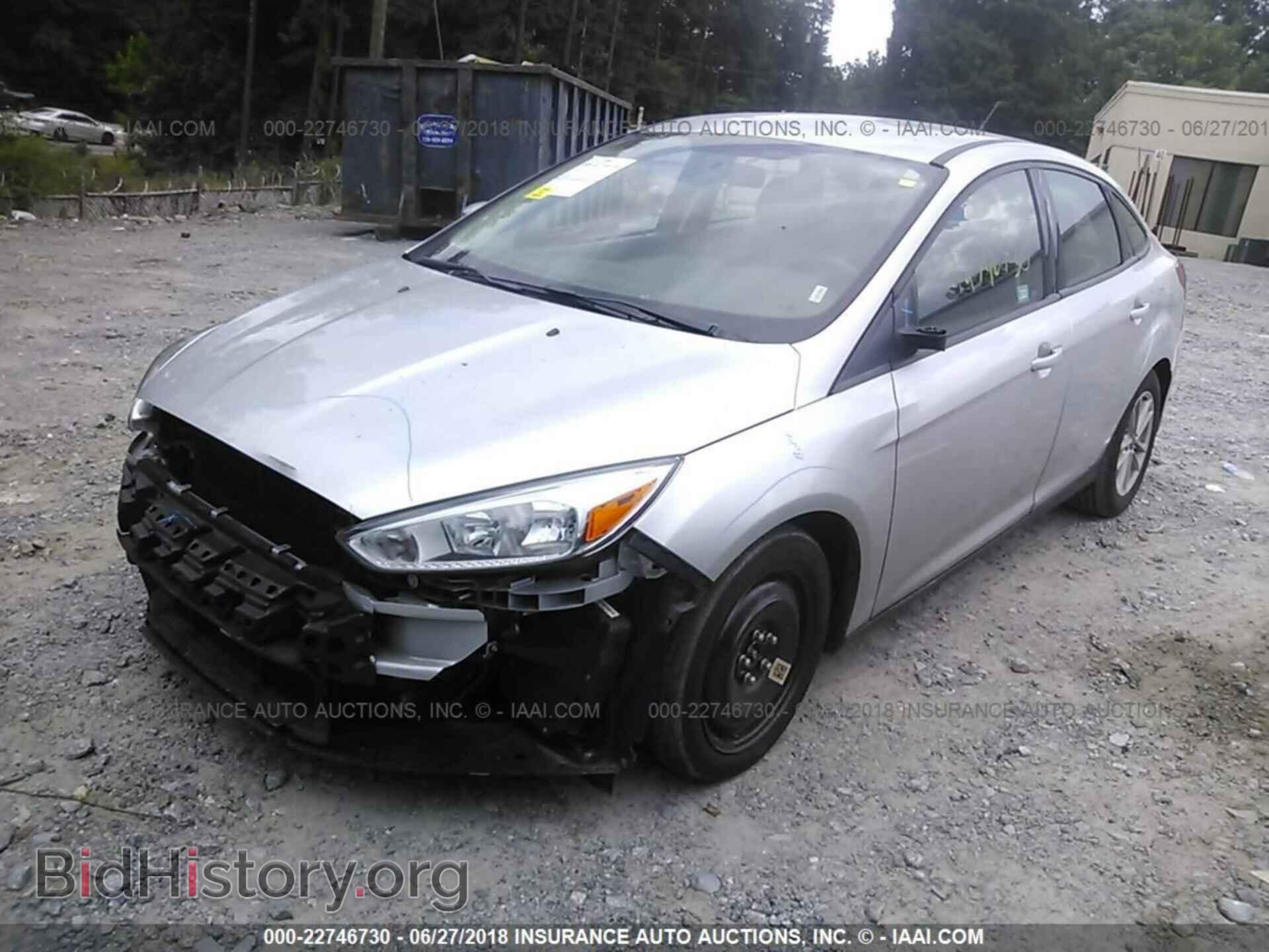 2017 Ford Focus - VIN: 1FADP3F25HL223786 - Photo 2