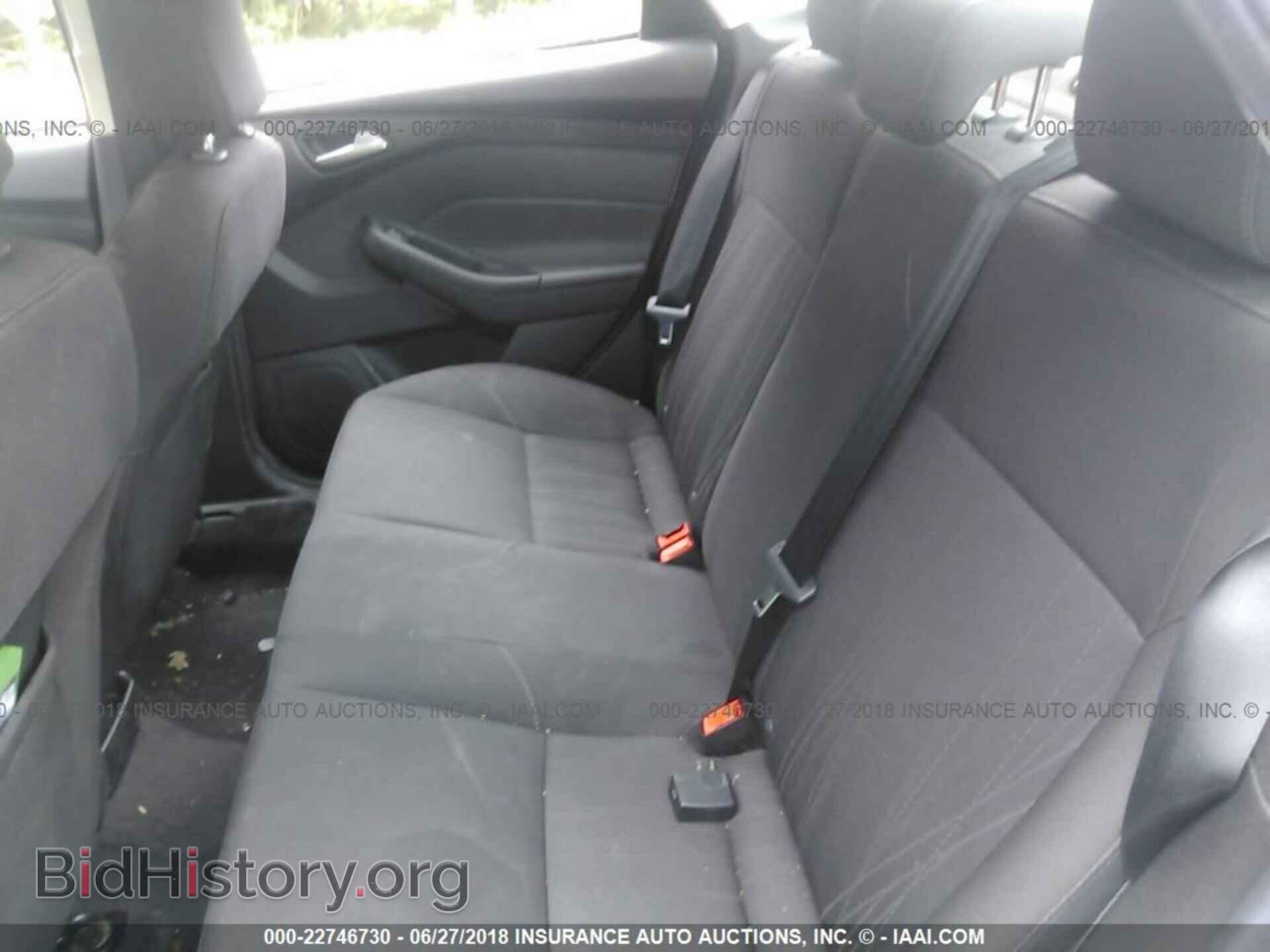 2017 Ford Focus - VIN: 1FADP3F25HL223786 - Photo 8