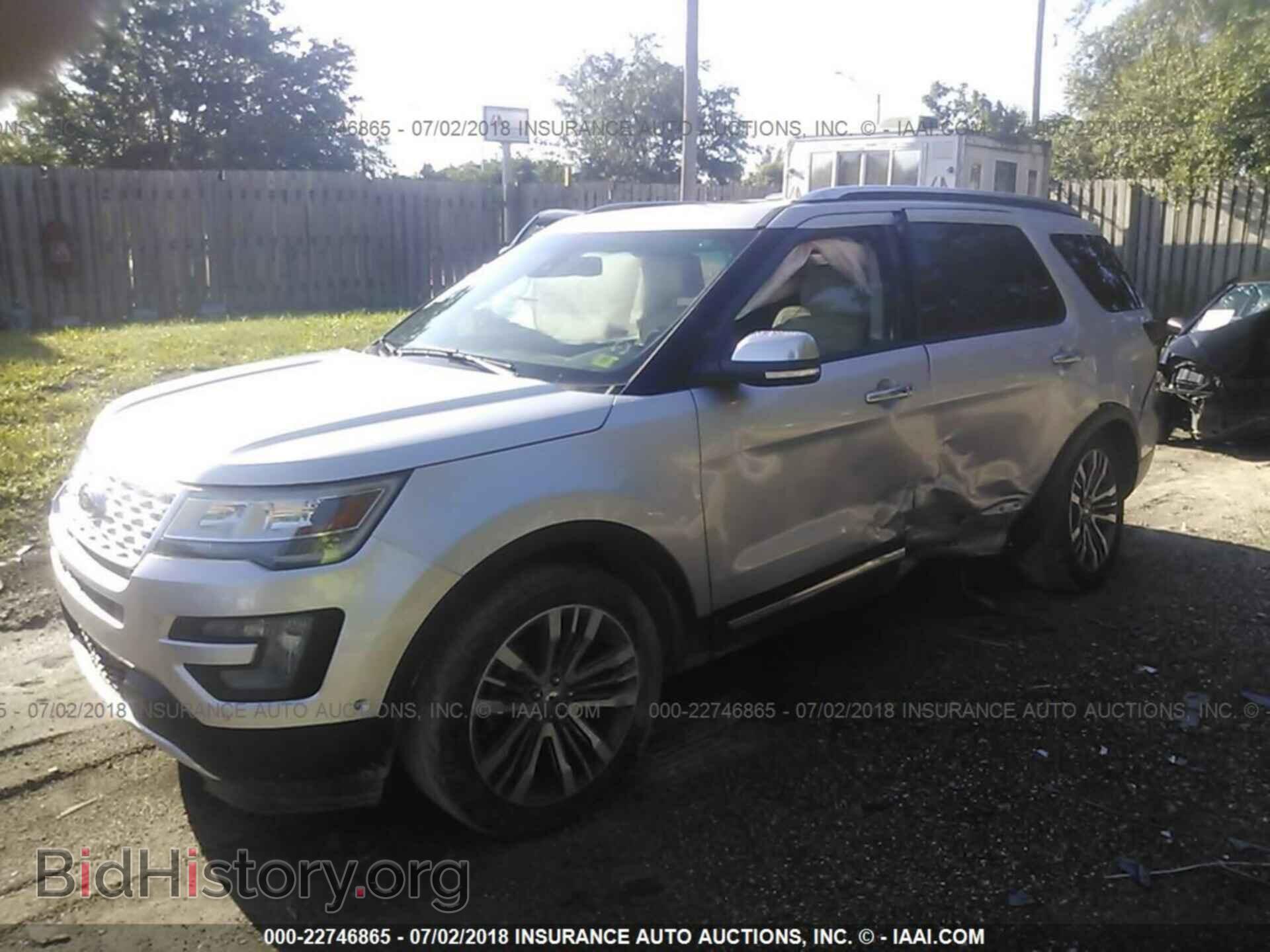 2016 Ford Explorer - VIN: 1FM5K8HT1GGB59152 - Photo 2