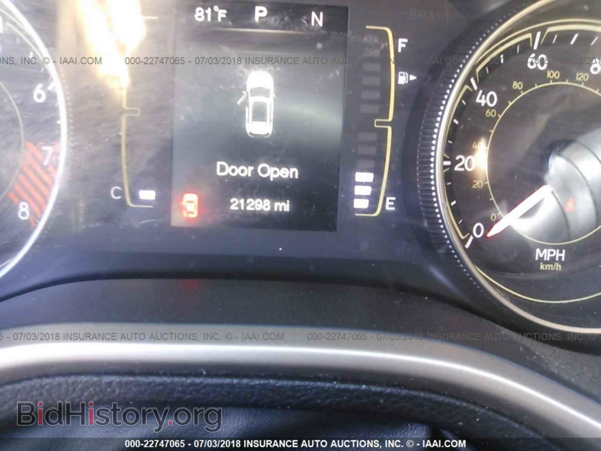 2014 Jeep Cherokee - VIN: 1C4PJMCS9EW178042 - Фото 7