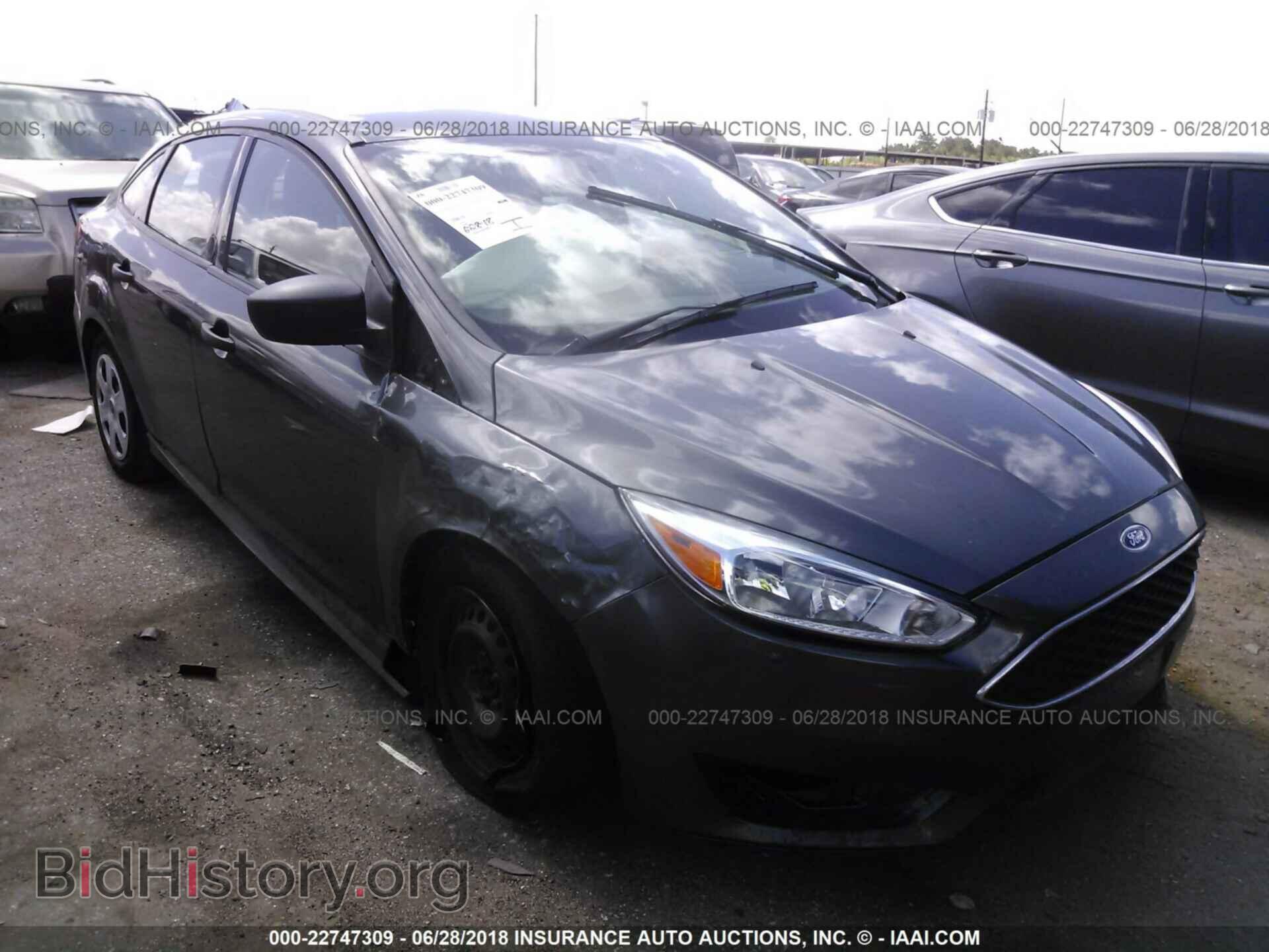 Photo 1FADP3E28HL307747 - Ford Focus 2017
