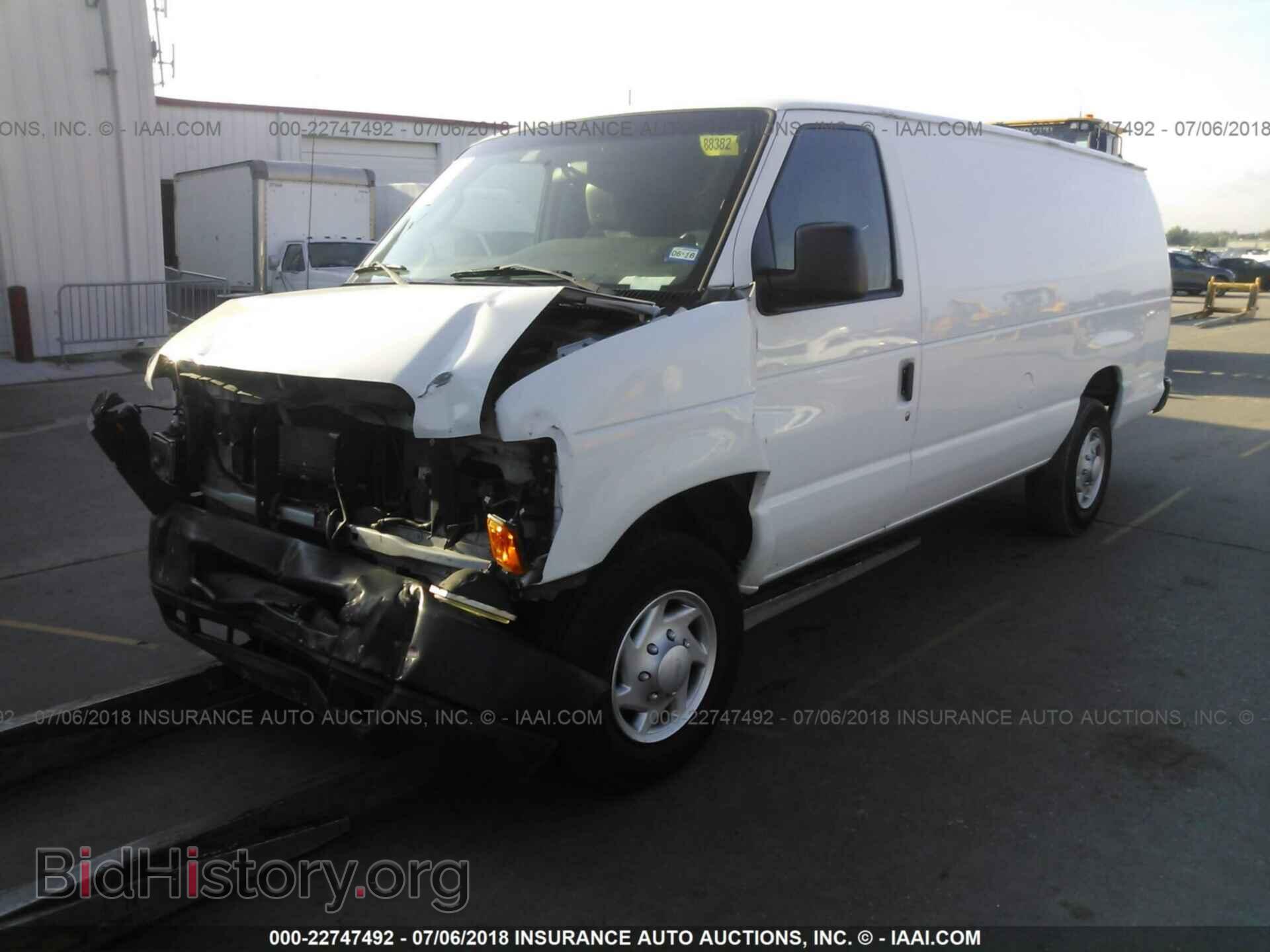 2013 Ford Econoline - VIN: 1FTSS3ELXDDA98475 - Photo 2