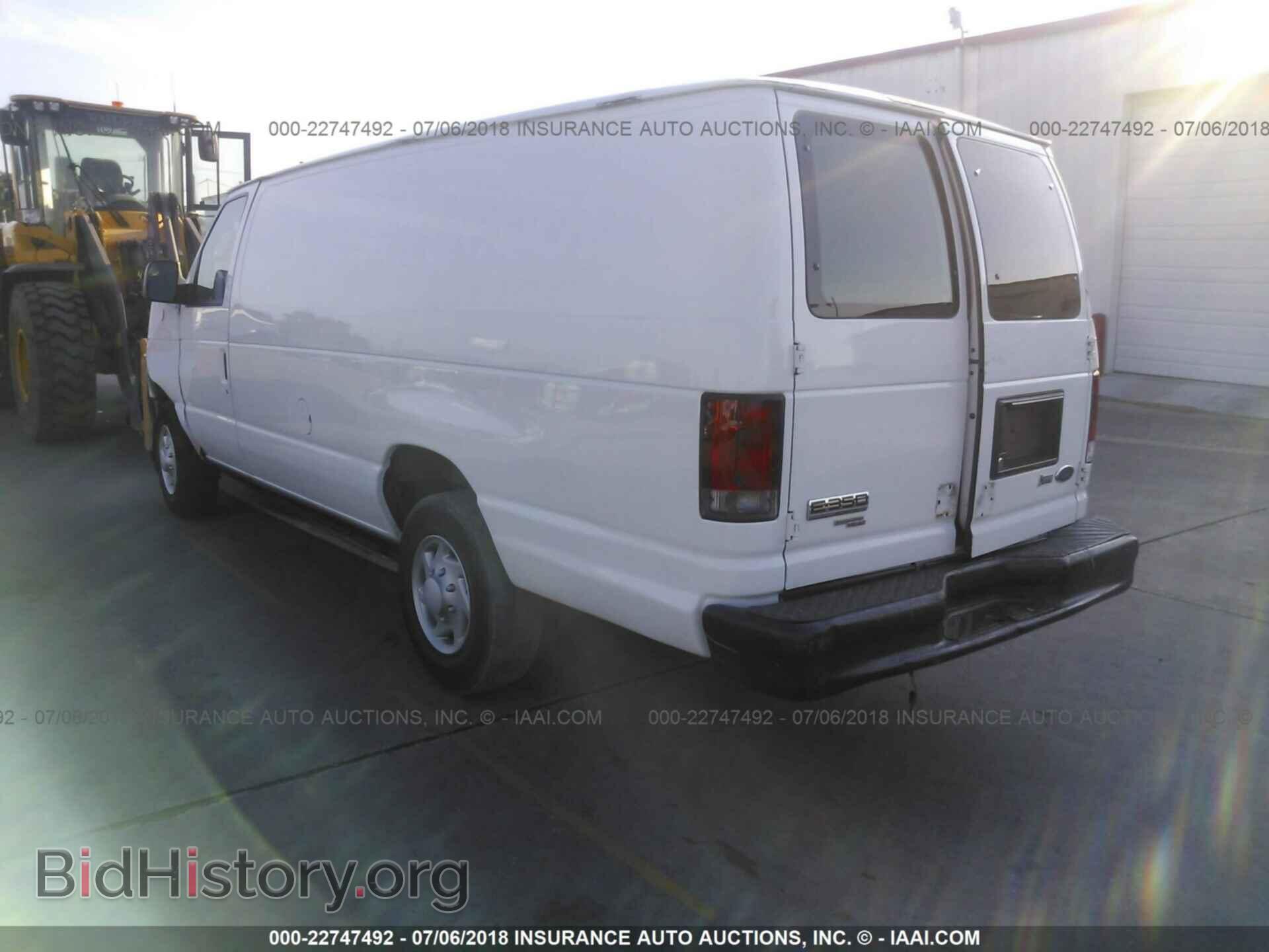 2013 Ford Econoline - VIN: 1FTSS3ELXDDA98475 - Photo 3