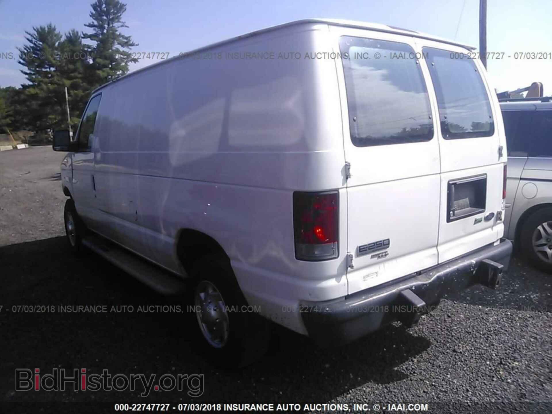2011 Ford Econoline - VIN: 1FTNE2EW8BDA92860 - Photo 3