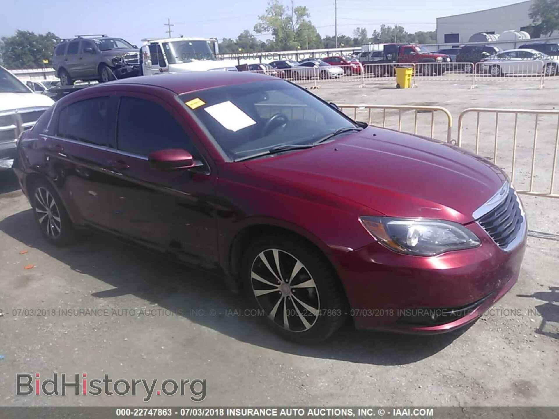 Photo 1C3CCBBB1EN120032 - Chrysler 200 2014