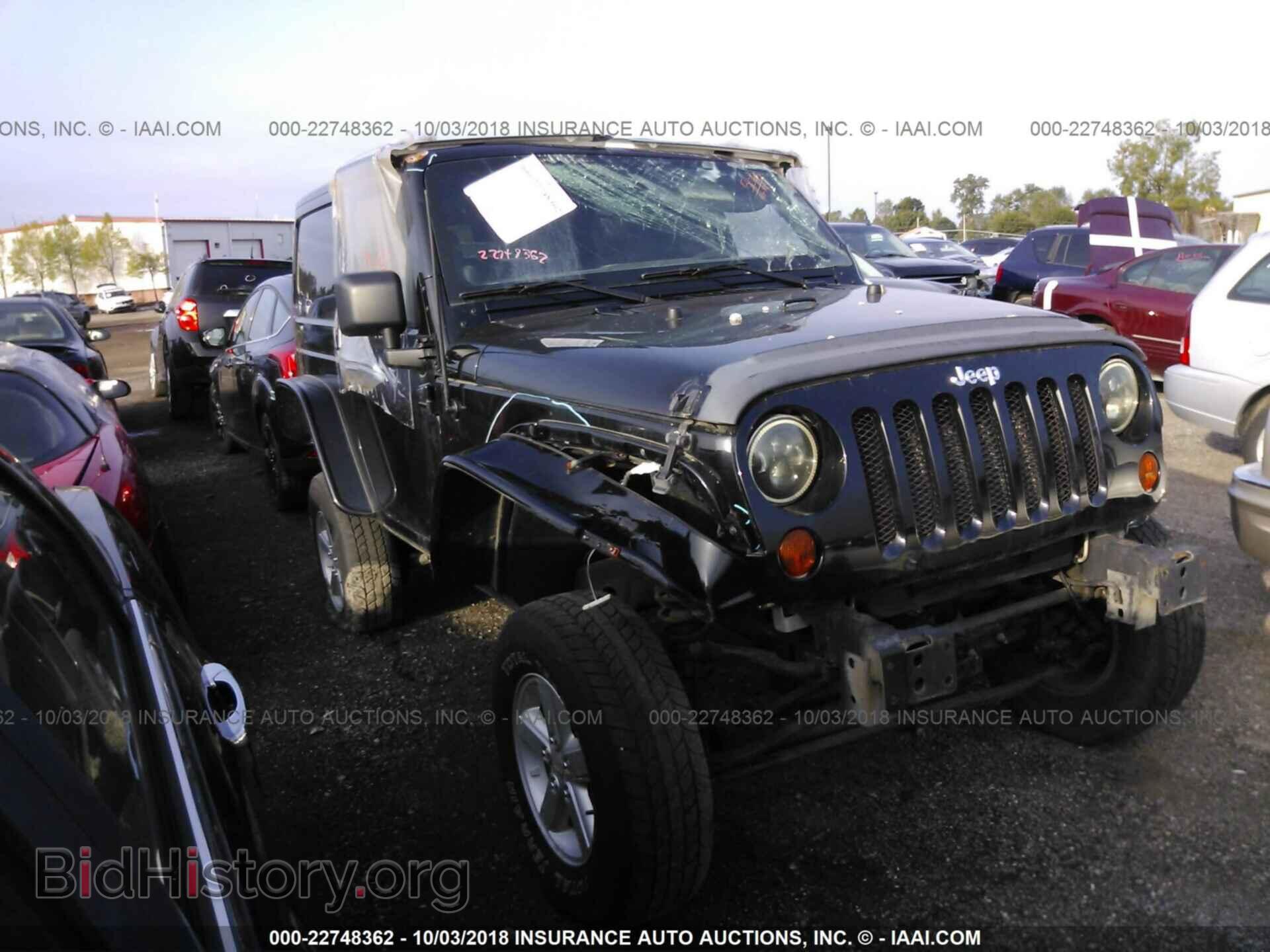 Фотография 1J4AA5D15BL573473 - Jeep Wrangler 2011