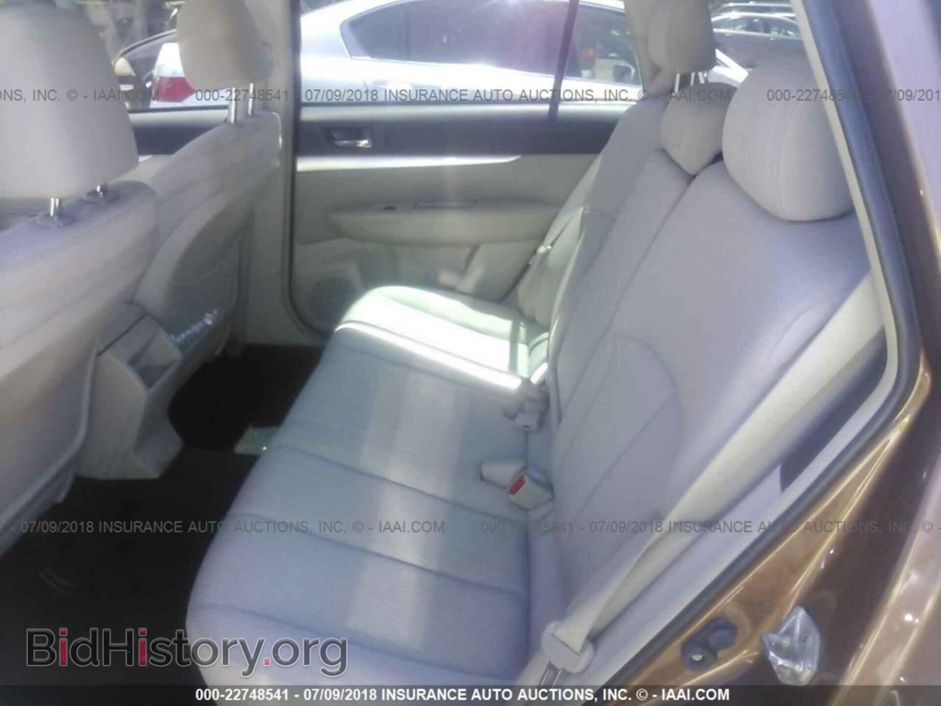 2012 Subaru Outback - VIN: 4S4BRBAC4C3215351 - Фото 8