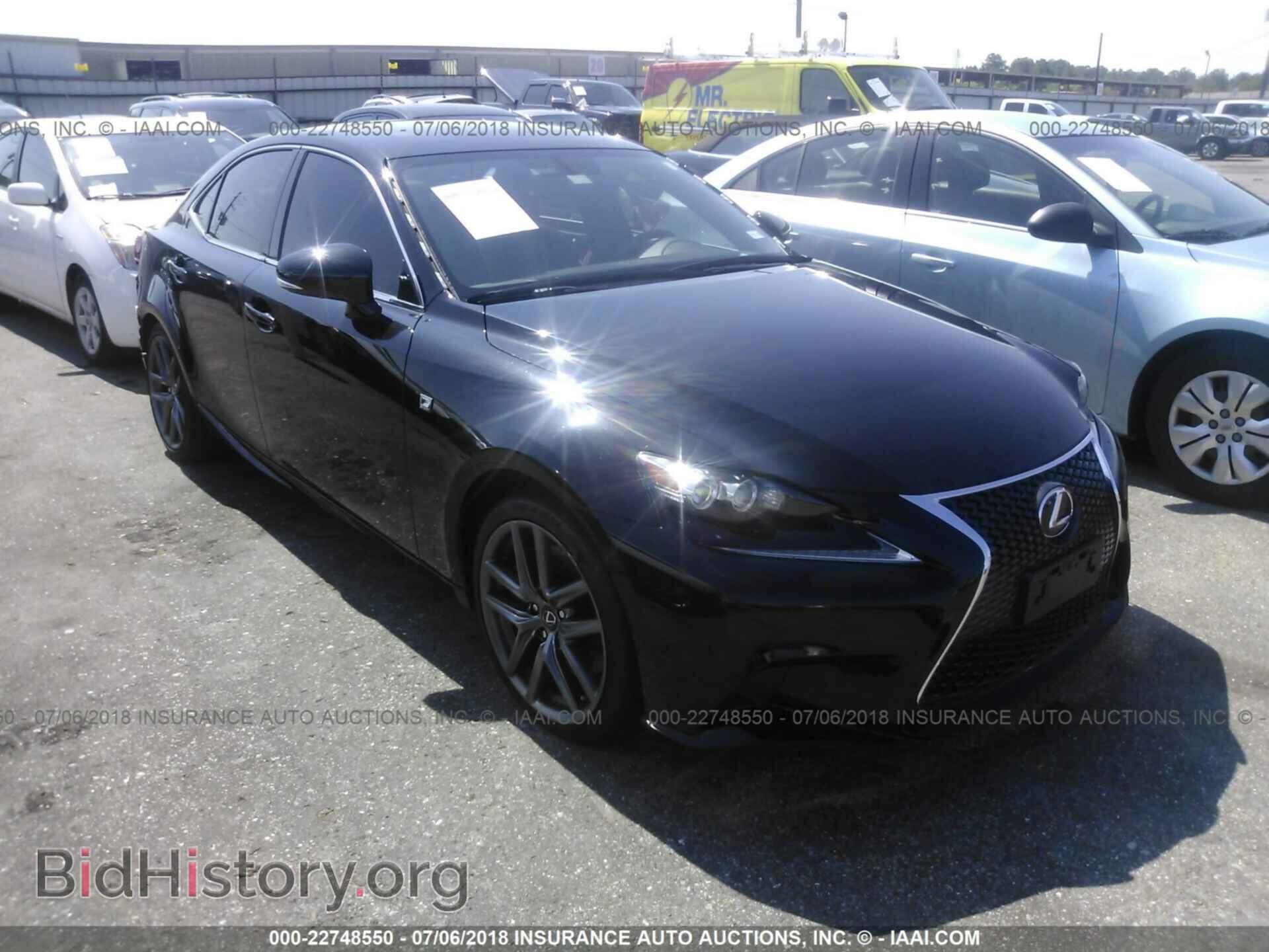 Photo JTHBE1D24F5019933 - Lexus Is 2015