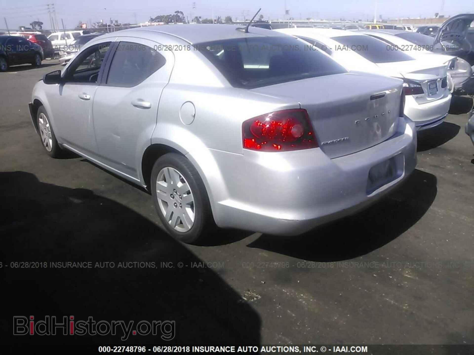 2011 Dodge Avenger - VIN: 1B3BD4FB0BN626040 - Photo 3