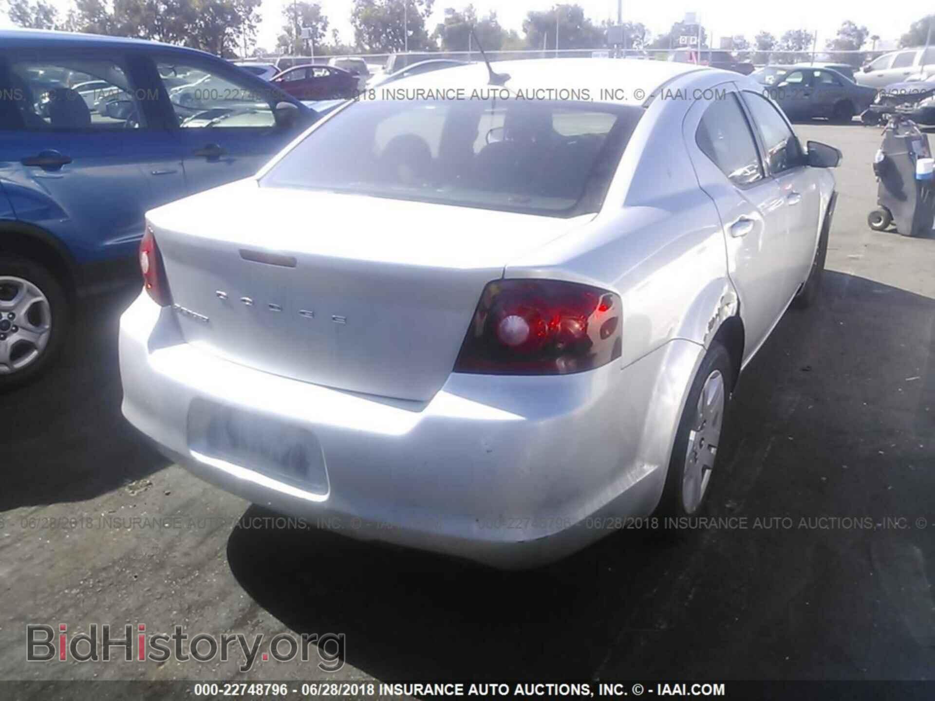 2011 Dodge Avenger - VIN: 1B3BD4FB0BN626040 - Photo 4