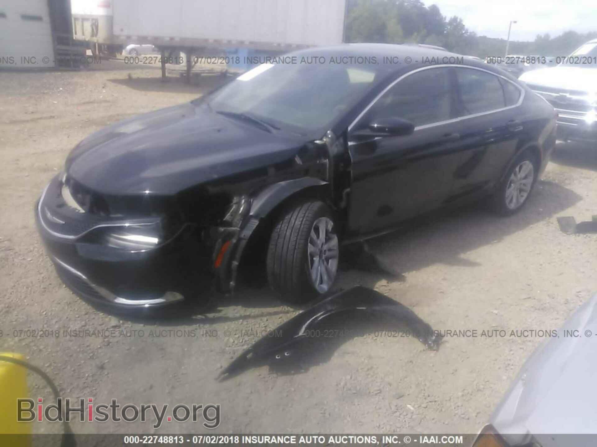 2015 Chrysler 200 - VIN: 1C3CCCAB0FN576757 - Photo 2