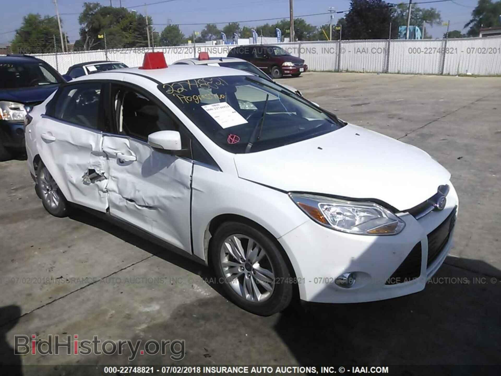 Photo 1FAHP3H26CL163153 - Ford Focus 2012