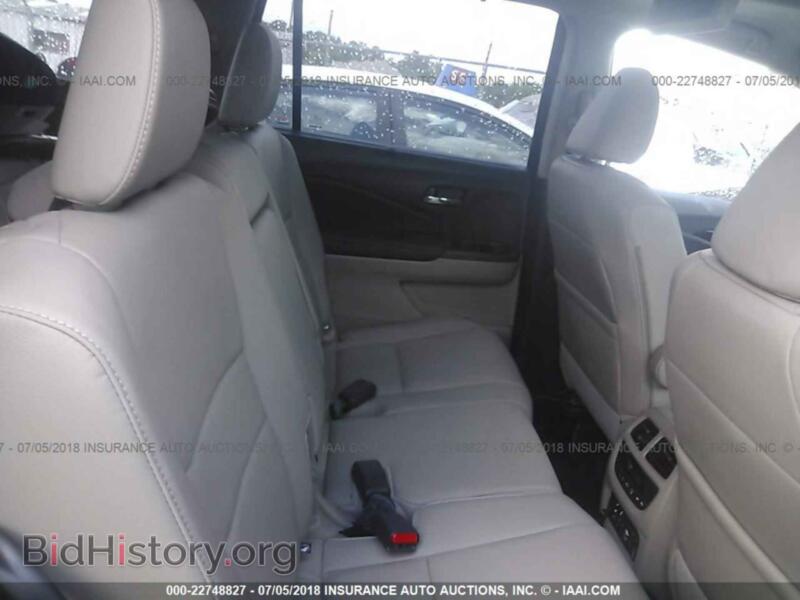 2018 Honda PILOT (VIN 5FNYF6H9XJB021433) — photo 8 of 10