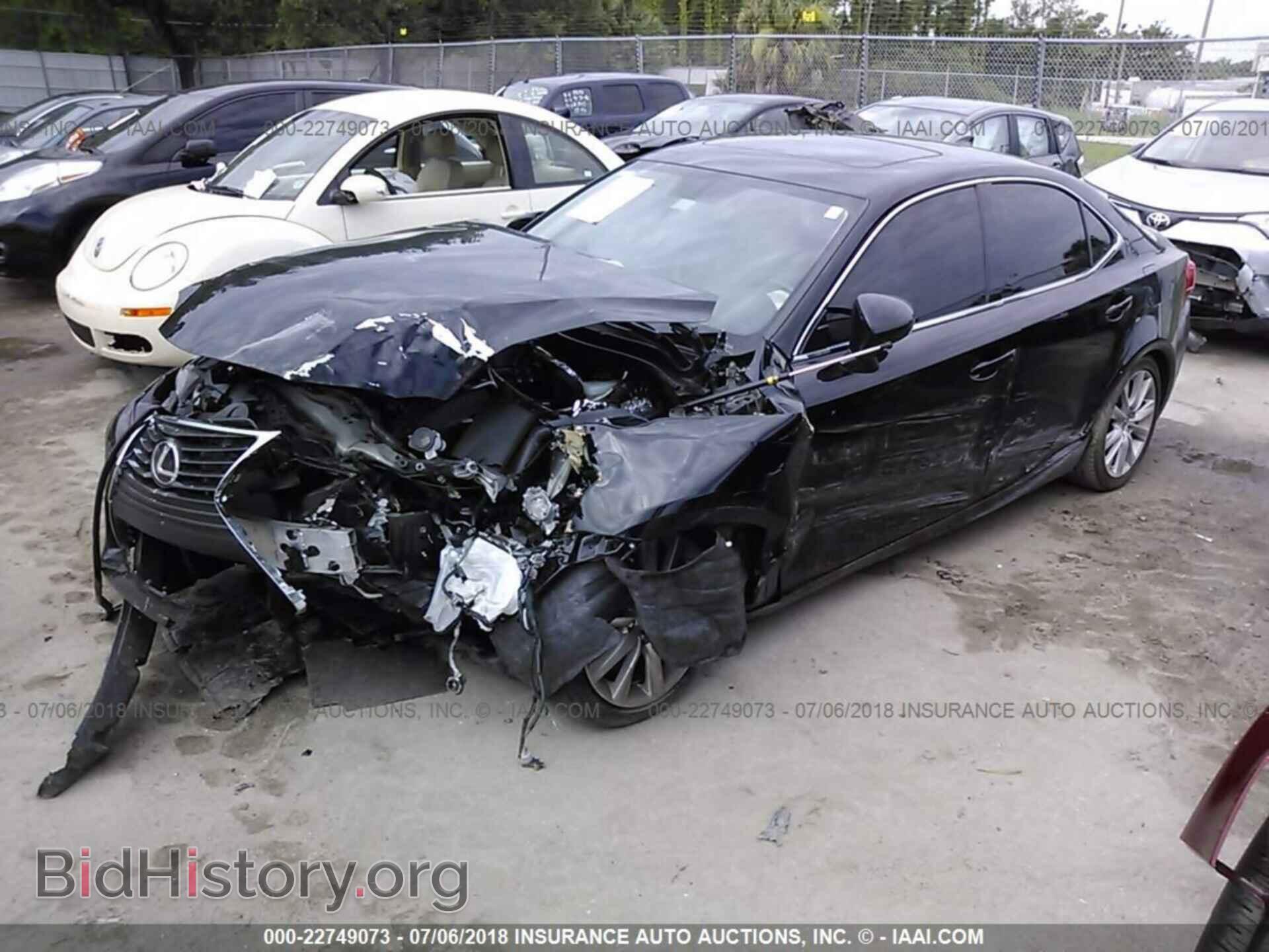 2016 Lexus Is - VIN: JTHBA1D22G5017112 - Photo 2