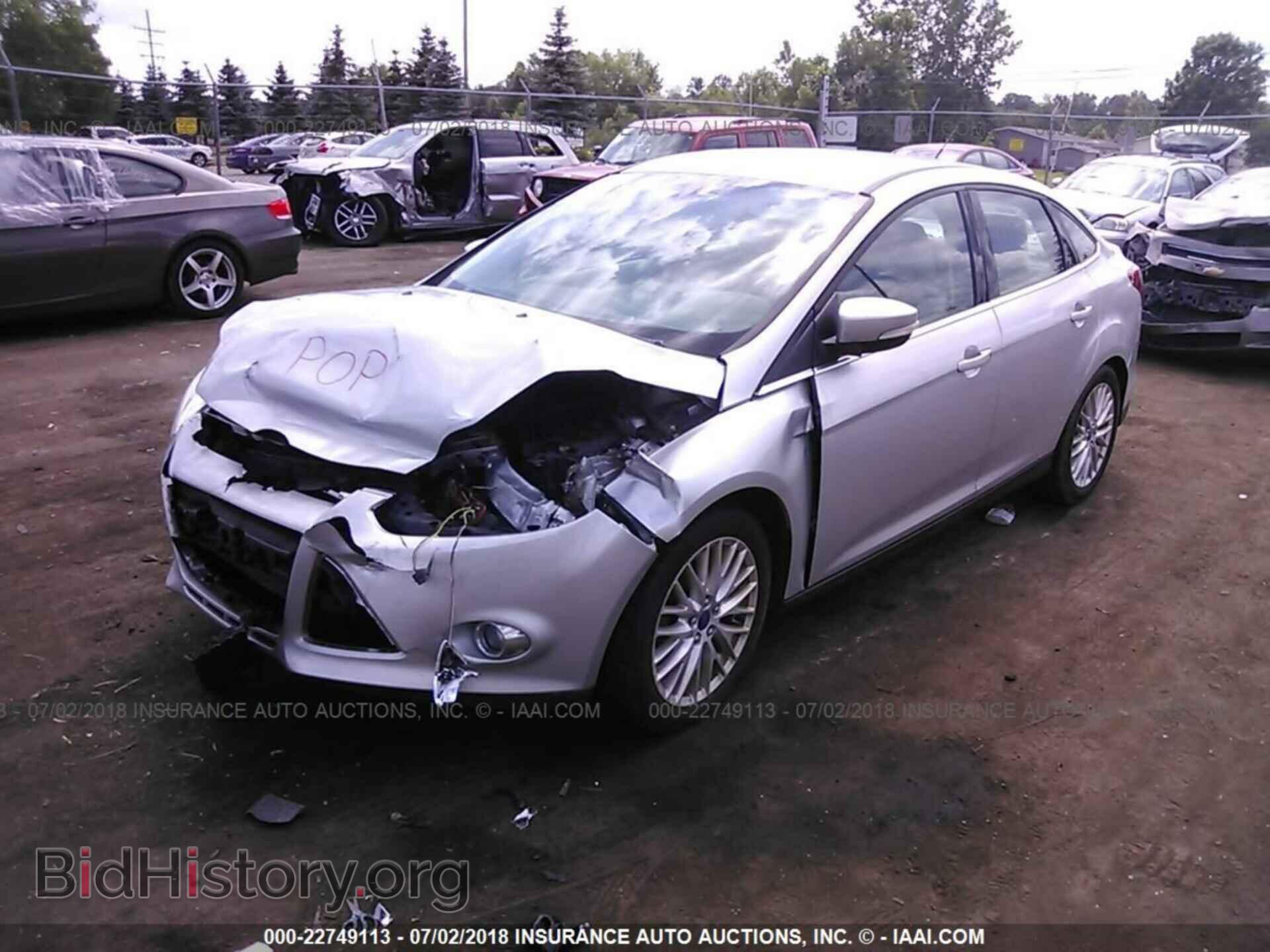 2012 Ford Focus - VIN: 1FAHP3H2XCL448681 - Photo 2