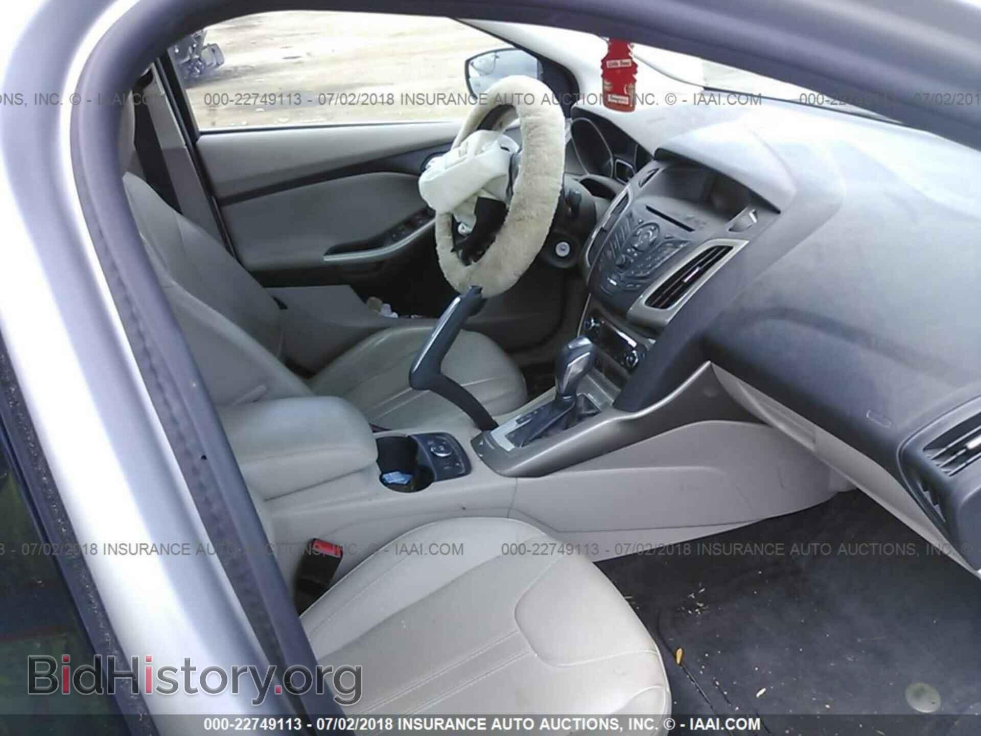2012 Ford Focus - VIN: 1FAHP3H2XCL448681 - Photo 5