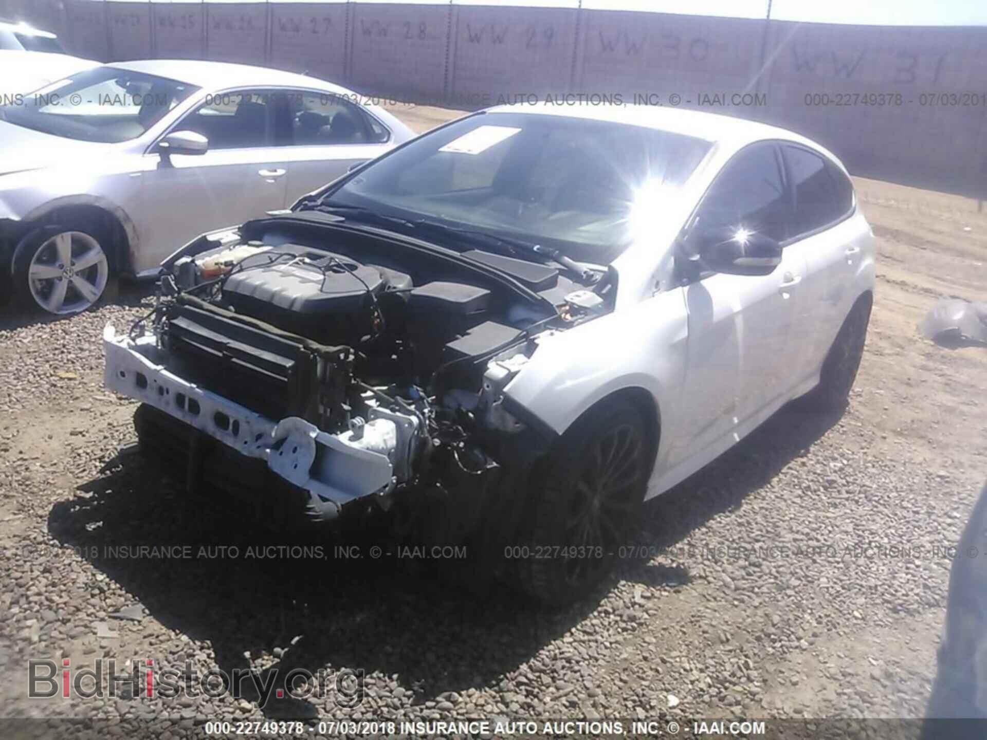 2014 Ford Focus - VIN: 1FADP3L92EL111413 - Photo 2