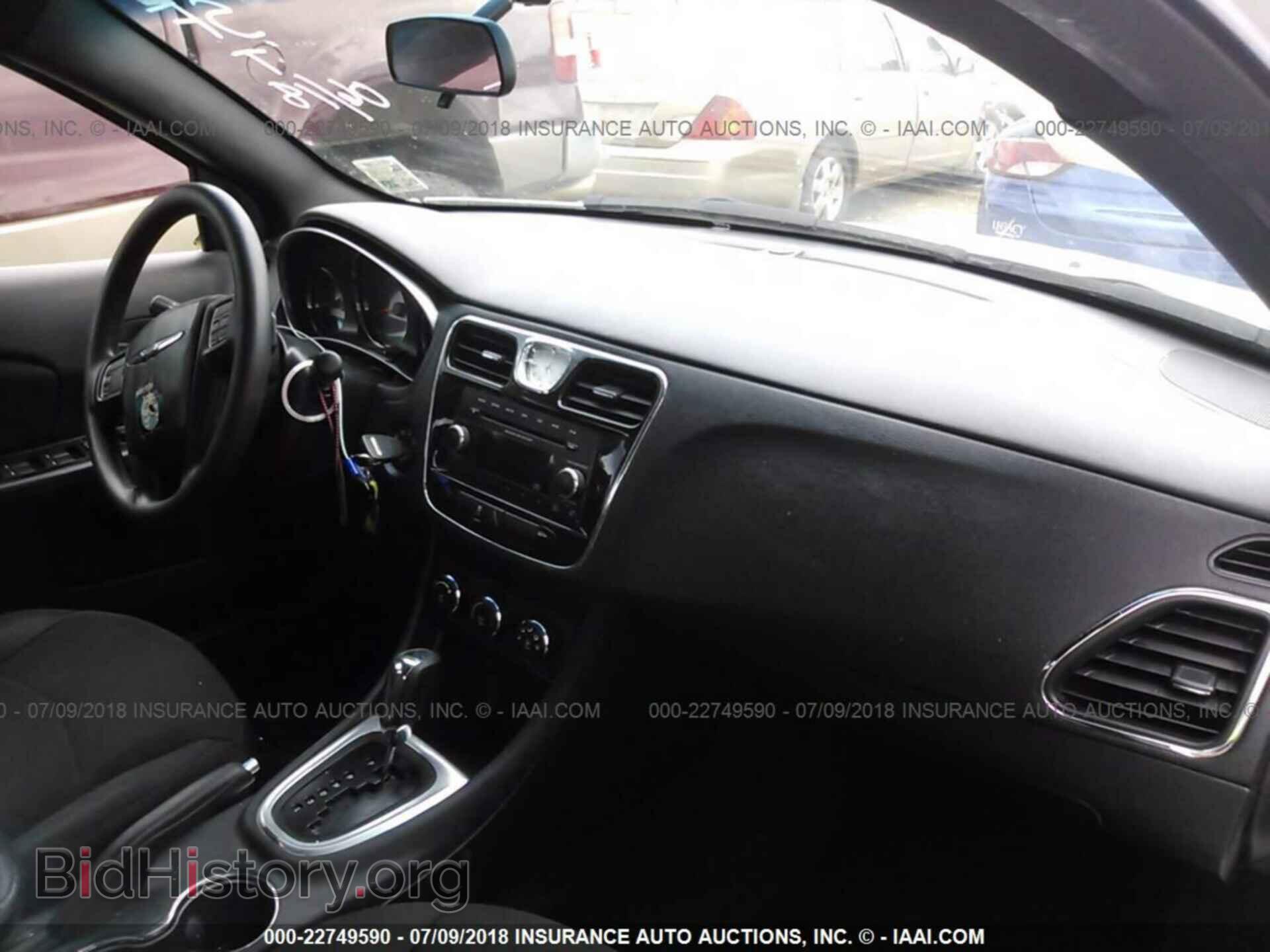 2013 Chrysler 200 - VIN: 1C3CCBAB5DN671774 - Фото 5