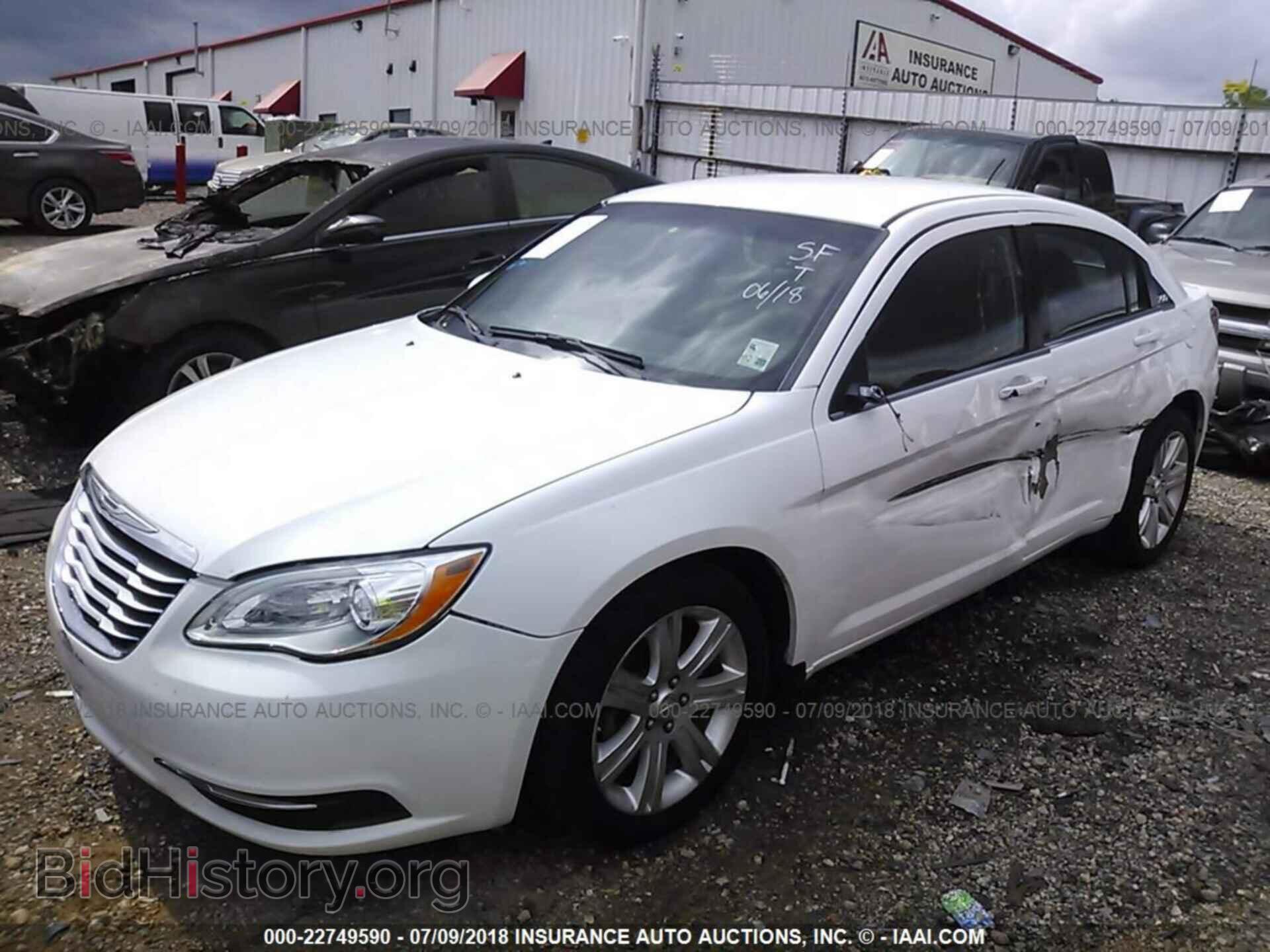 2013 Chrysler 200 - VIN: 1C3CCBAB5DN671774 - Фото 6