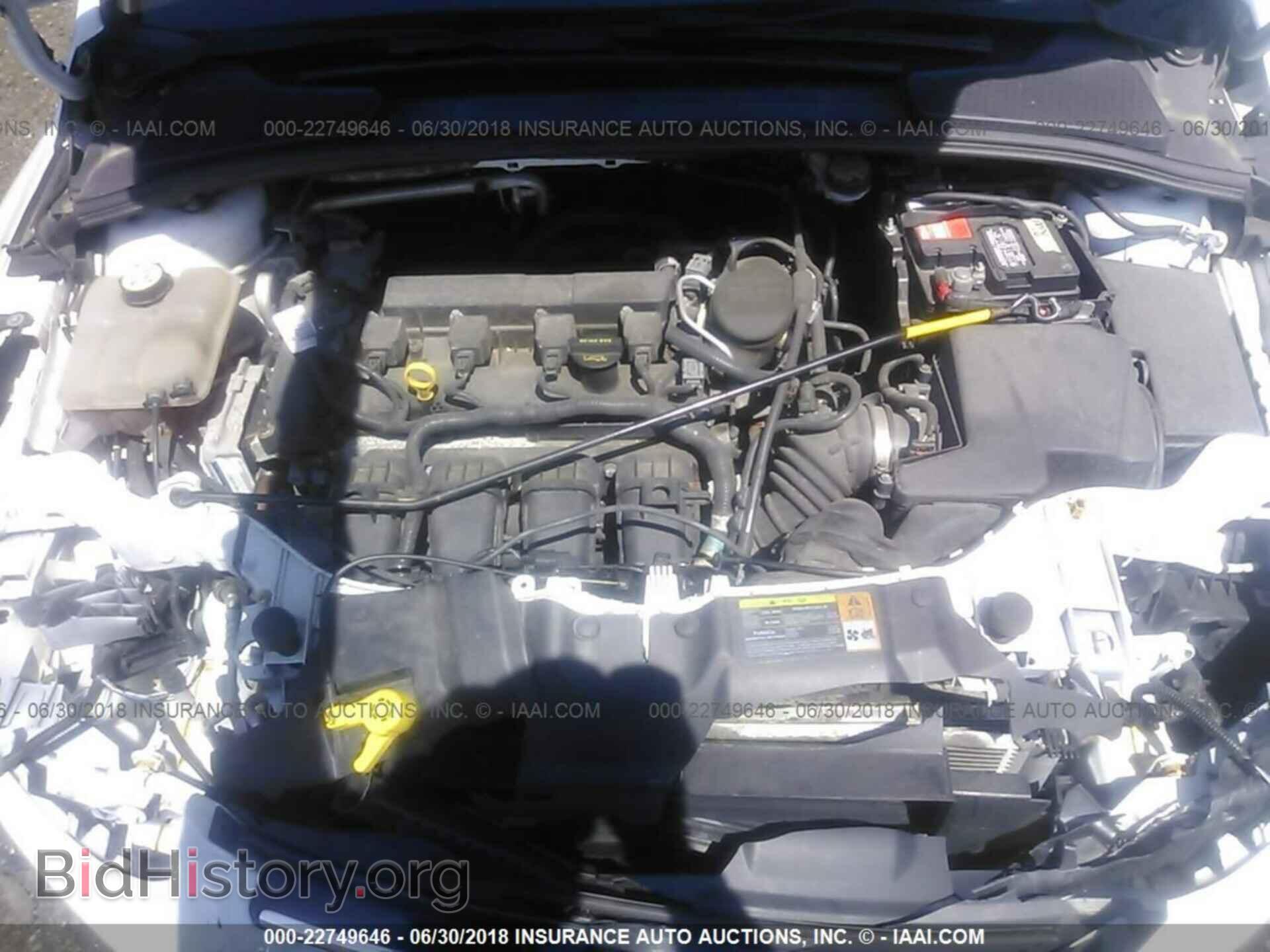 2012 Ford Focus - VIN: 1FAHP3M20CL367372 - Photo 10