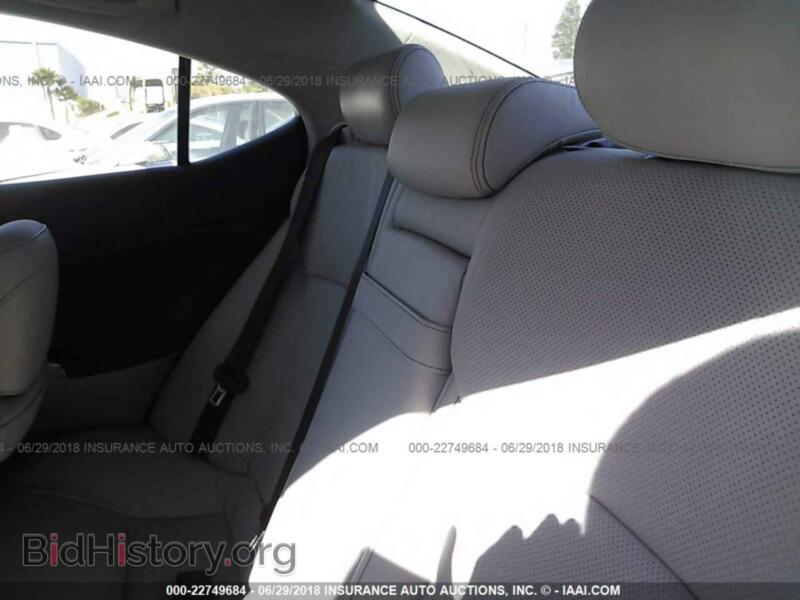 2012 Lexus IS (VIN JTHBF5C21C5171198) — photo 8 of 10